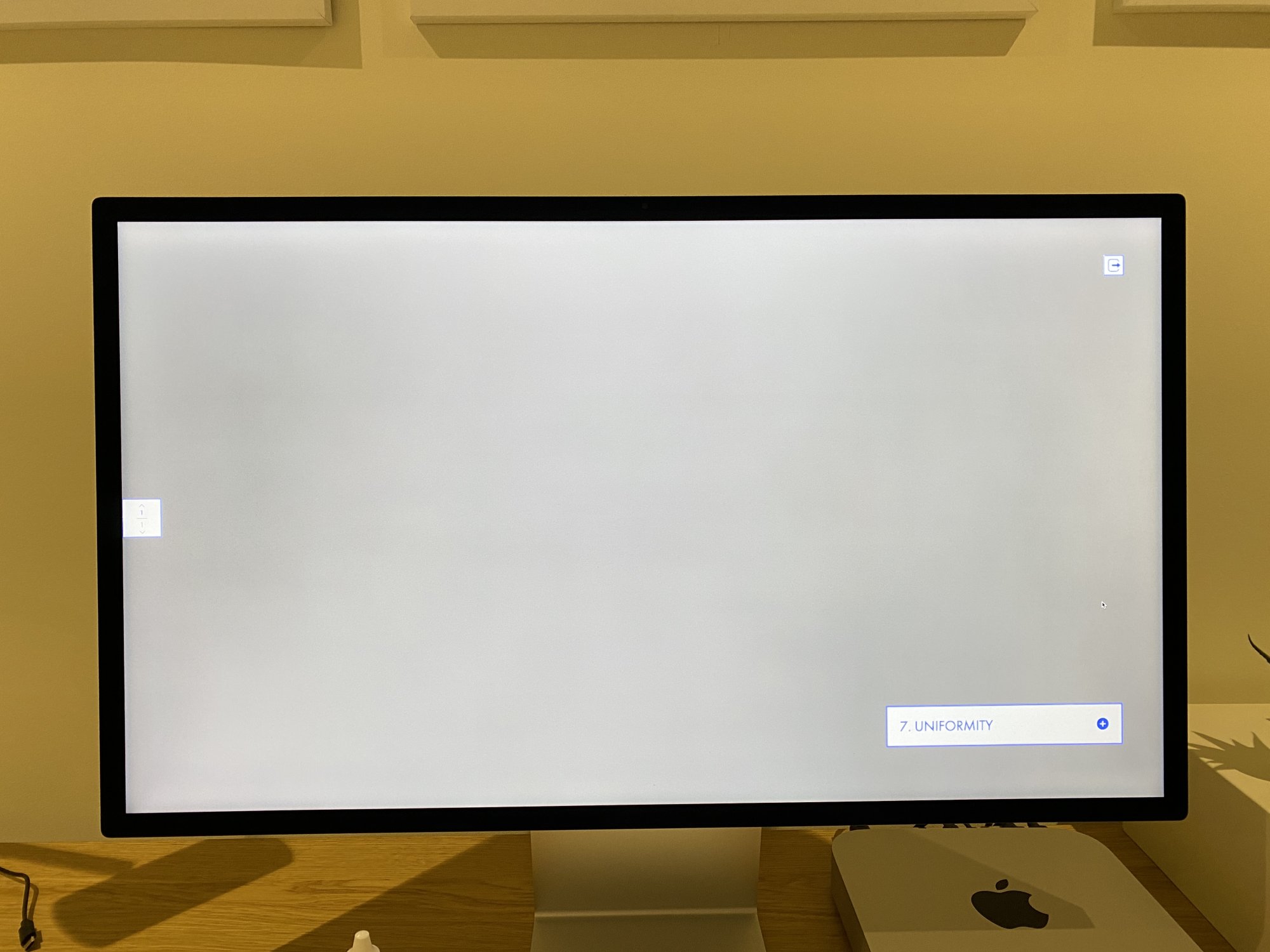 Studio Display review: An Apple monitor where “5K” doesn't describe the  price