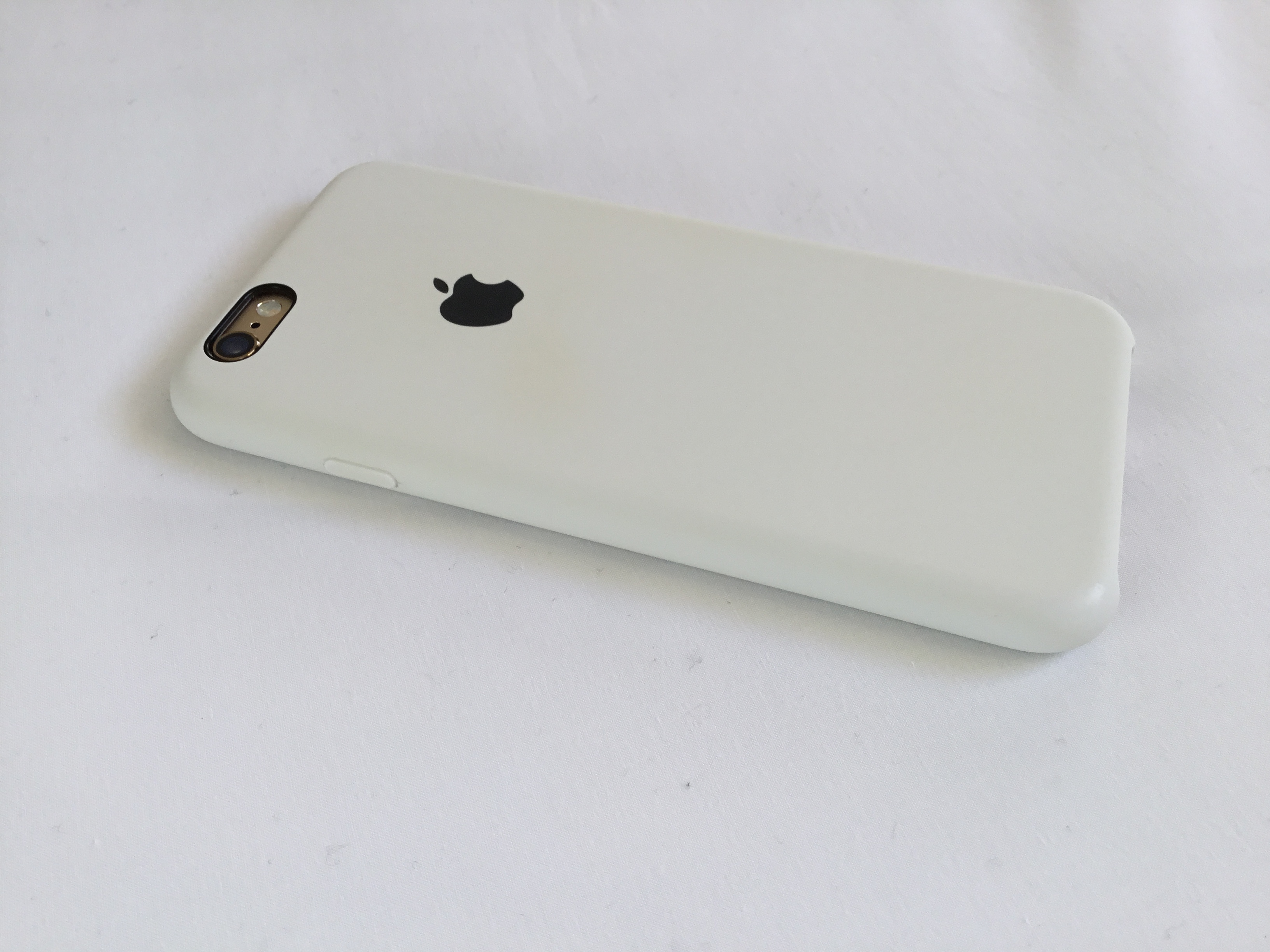 Apple White Silicone Case How Well Does It Wear Over Time Macrumors Forums