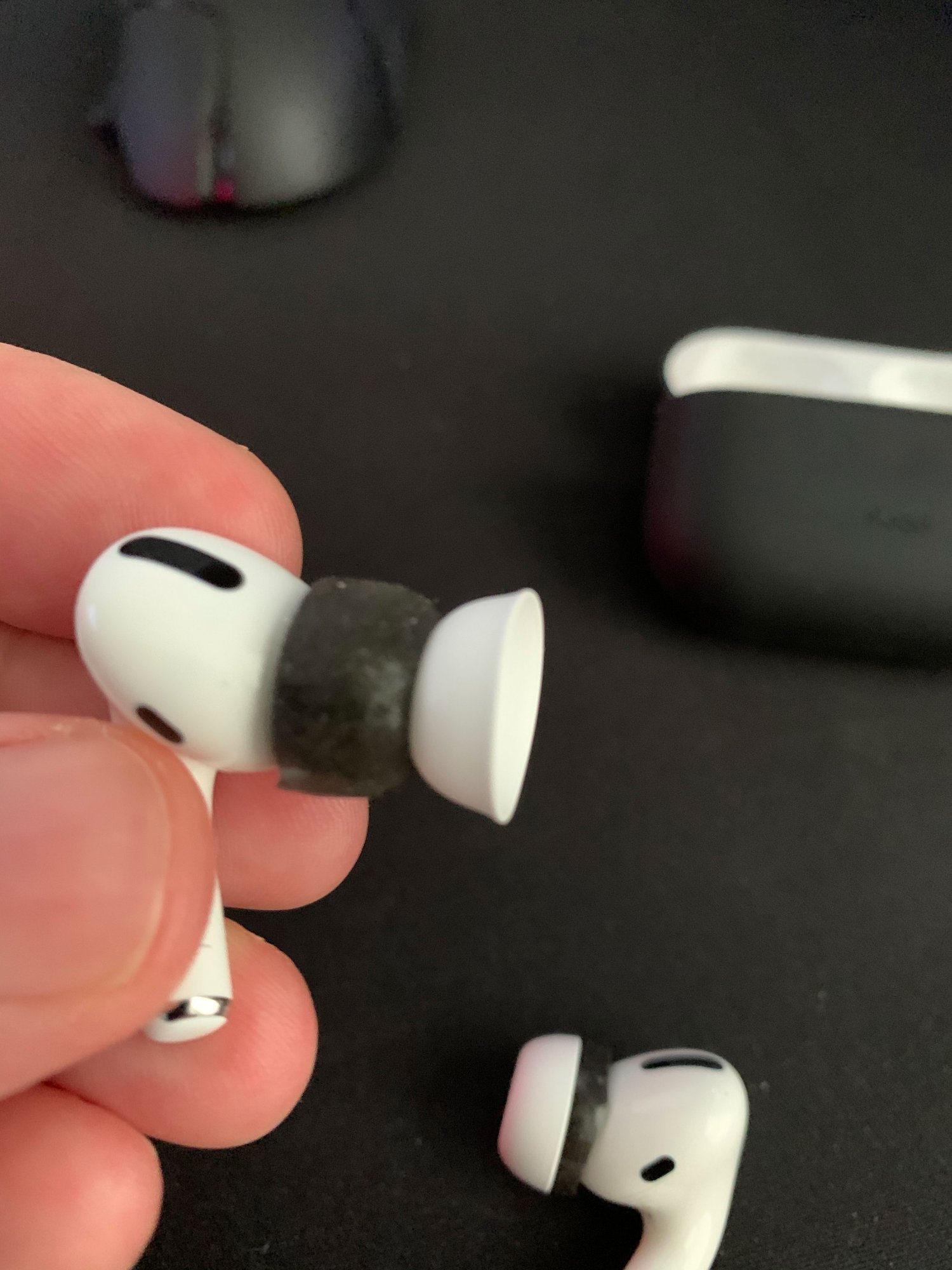Shackle squat Shadow AirPods Pro keep falling out of ear | MacRumors Forums