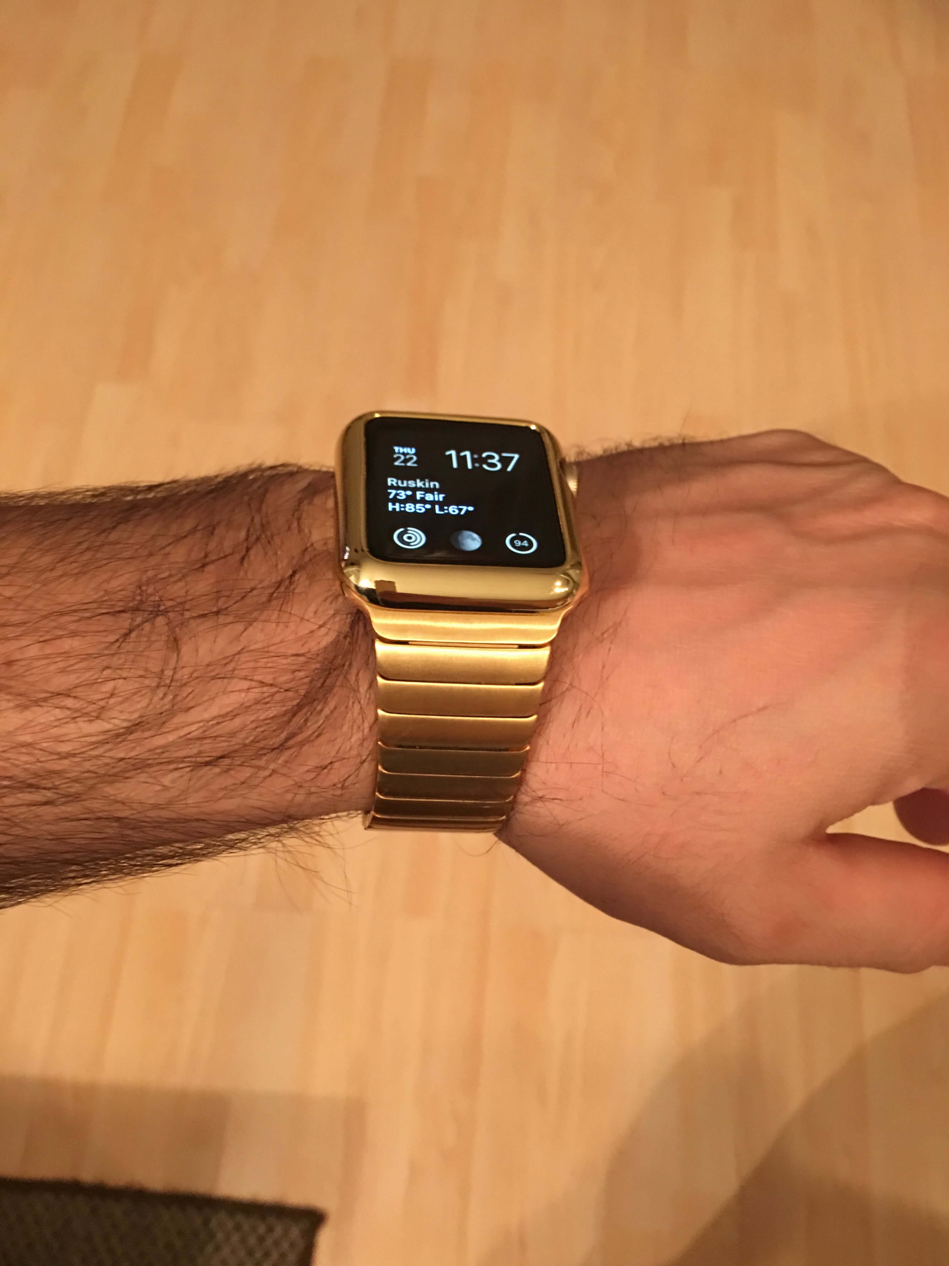apple watch sport gold