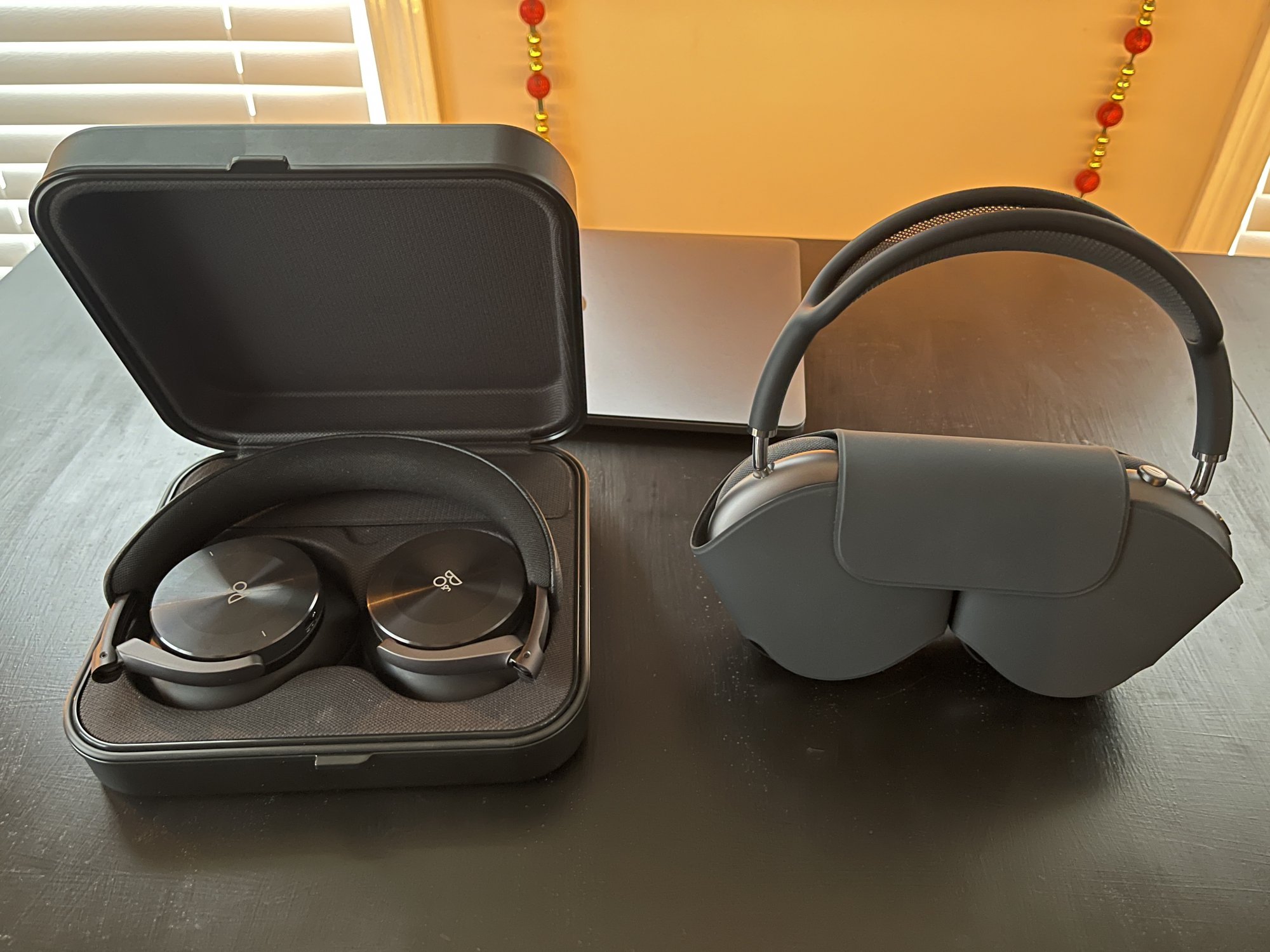 indsats Autonom rent My AirPods Max vs Bang and Olufsen H95 comparison review | MacRumors Forums