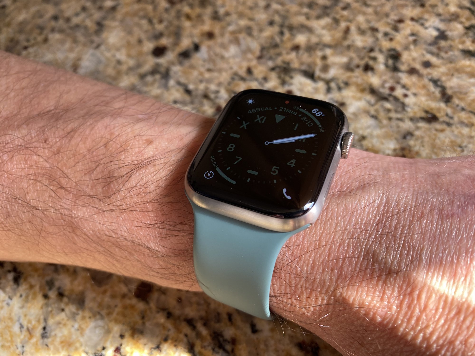 apple watch pine green