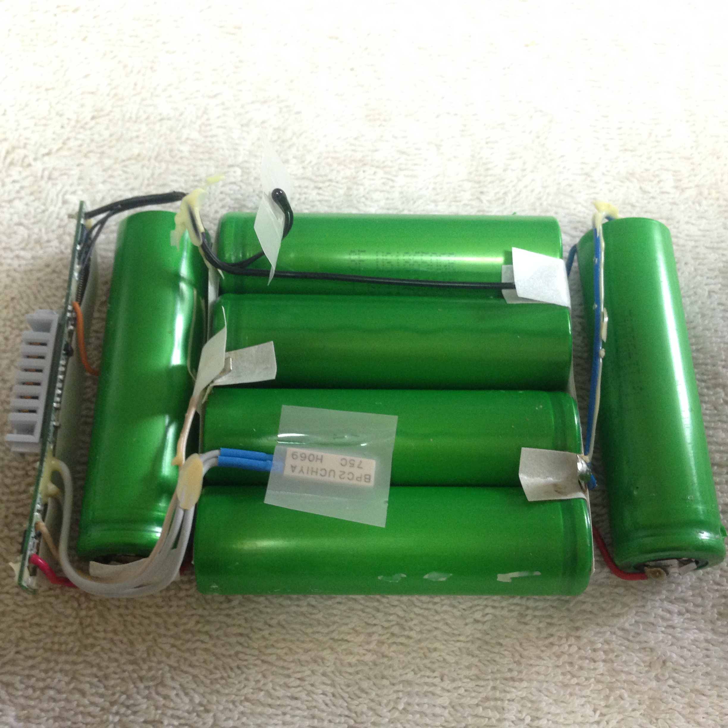 What S Inside An Ibook Battery Macrumors Forums