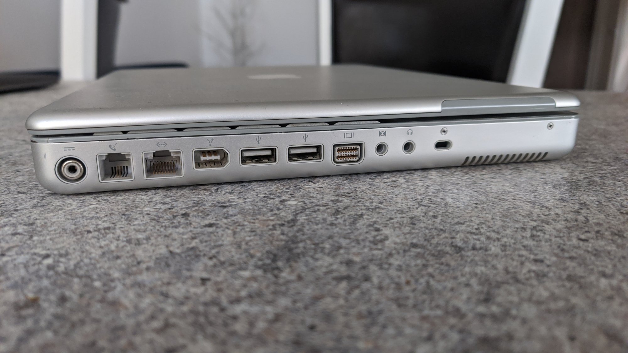 Apple PowerBook G4 12インチ 2005 動きます。 | skisharp.com