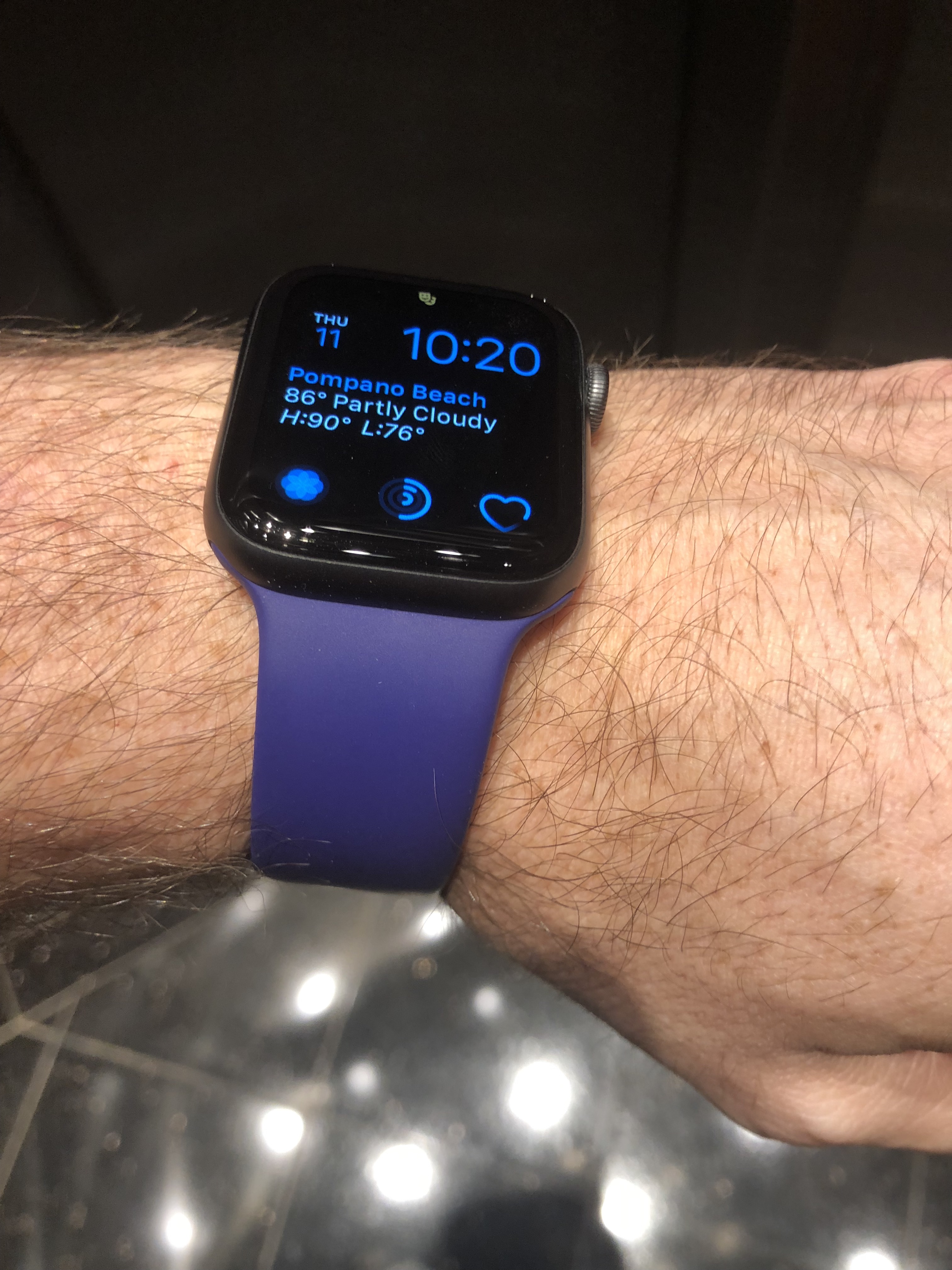 space grey apple watch with pink band