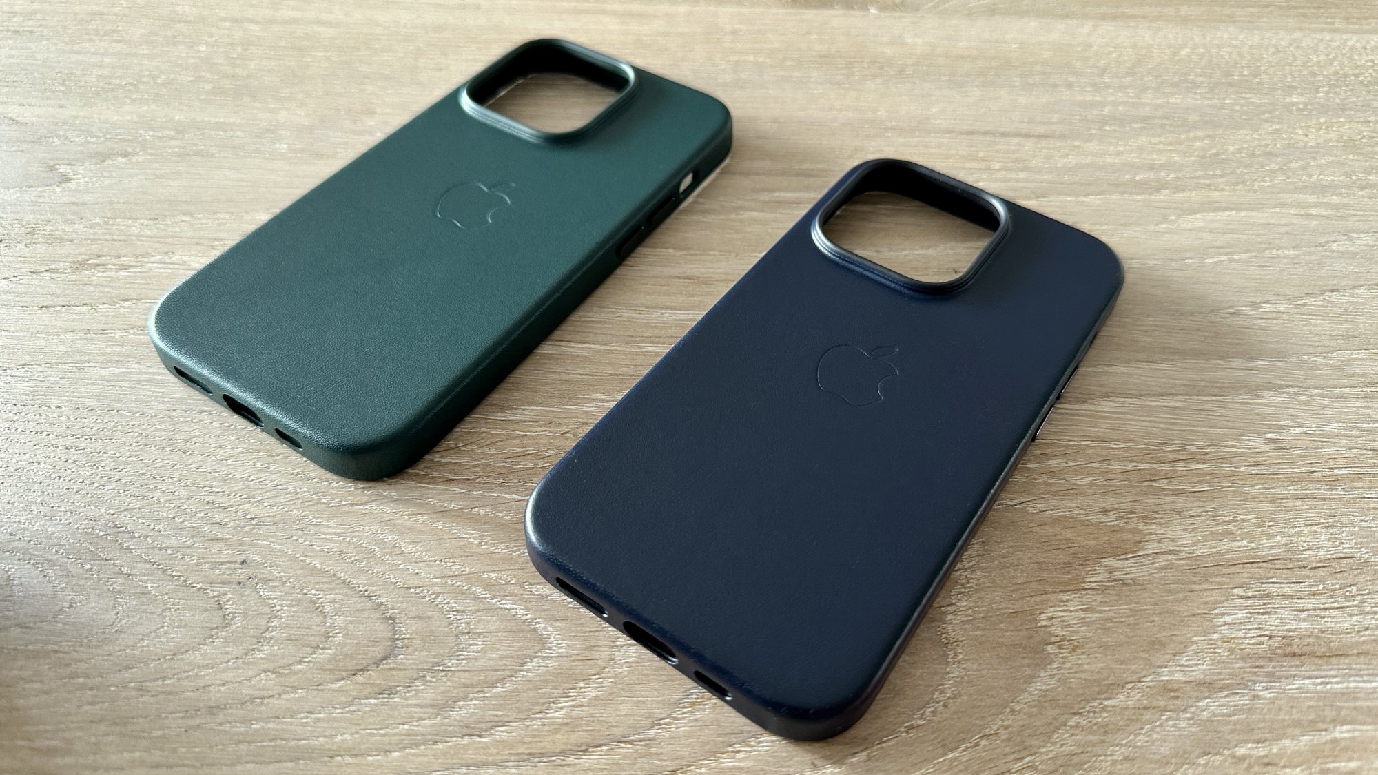 iPhone 12/Pro/Pro Max Leather case patina… - Apple Community