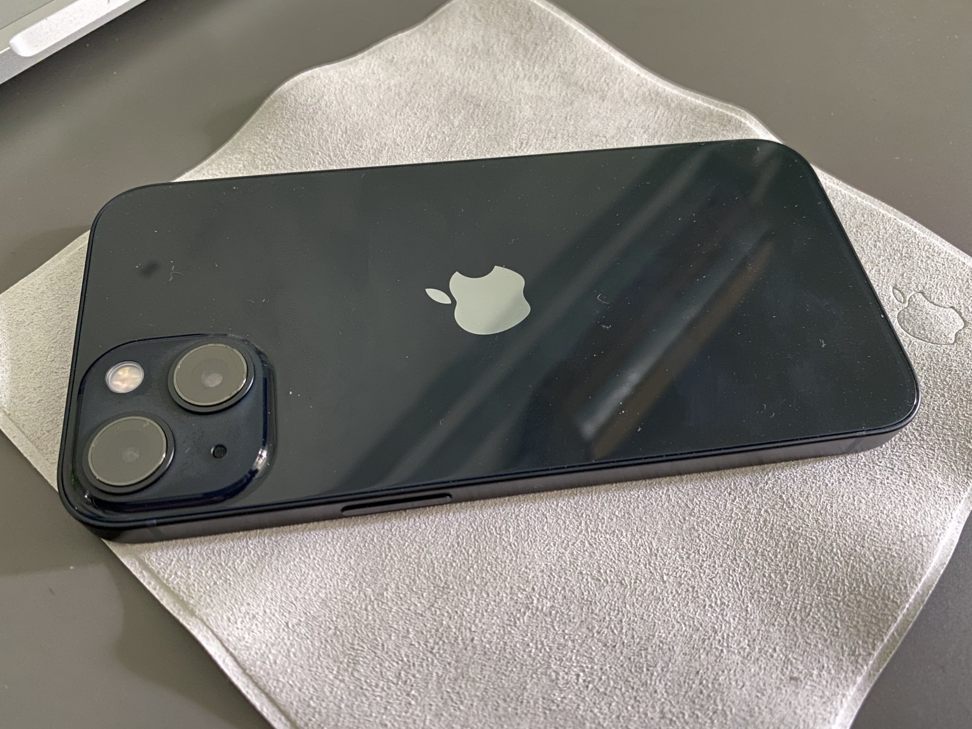 Bought An IPhone 13 In Midnight MacRumors Forums