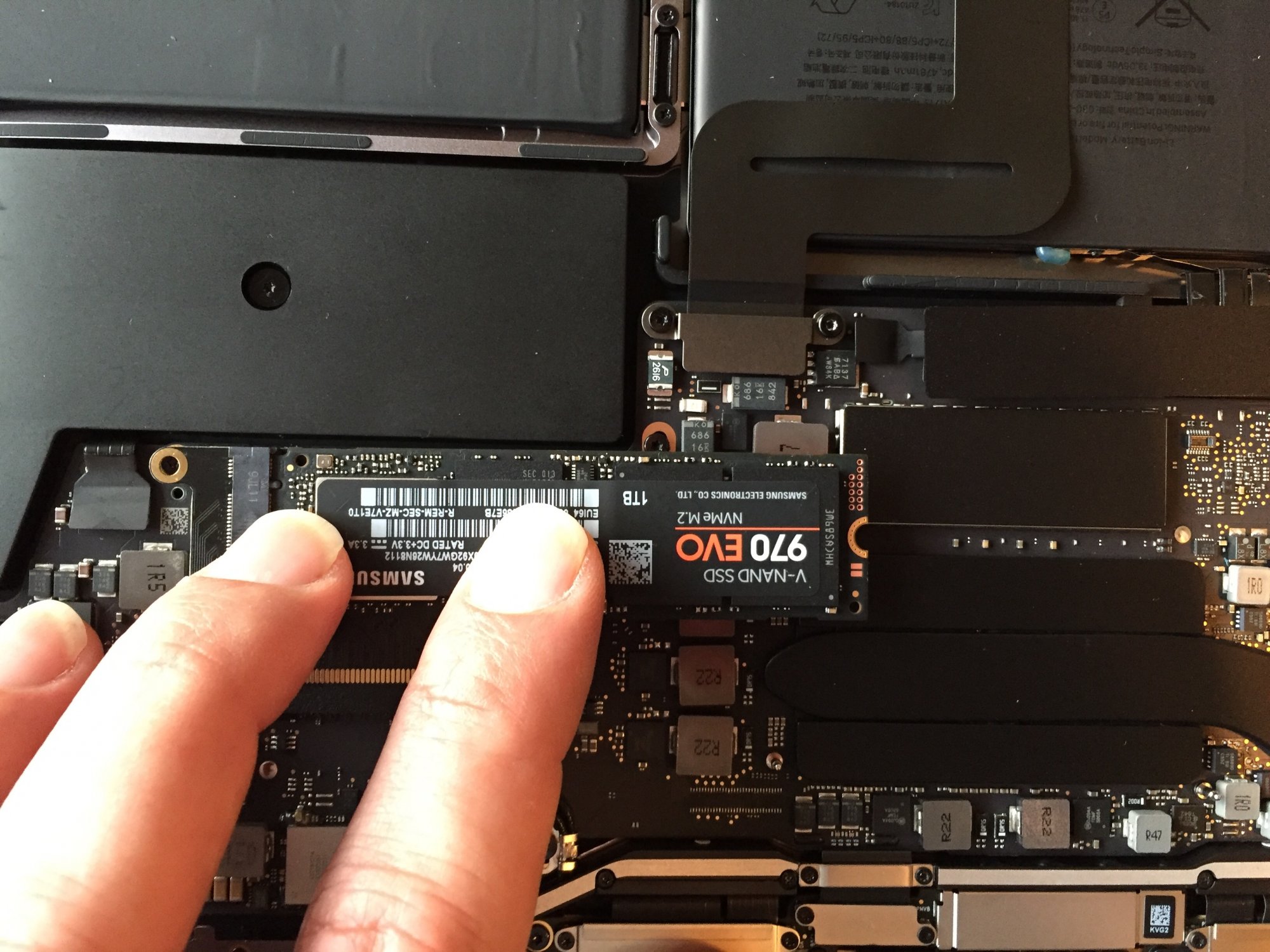 HELP ! Never Seen Before ! Trying to install M.2 SSD on mid-2017 MBP A1708 MacRumors Forums