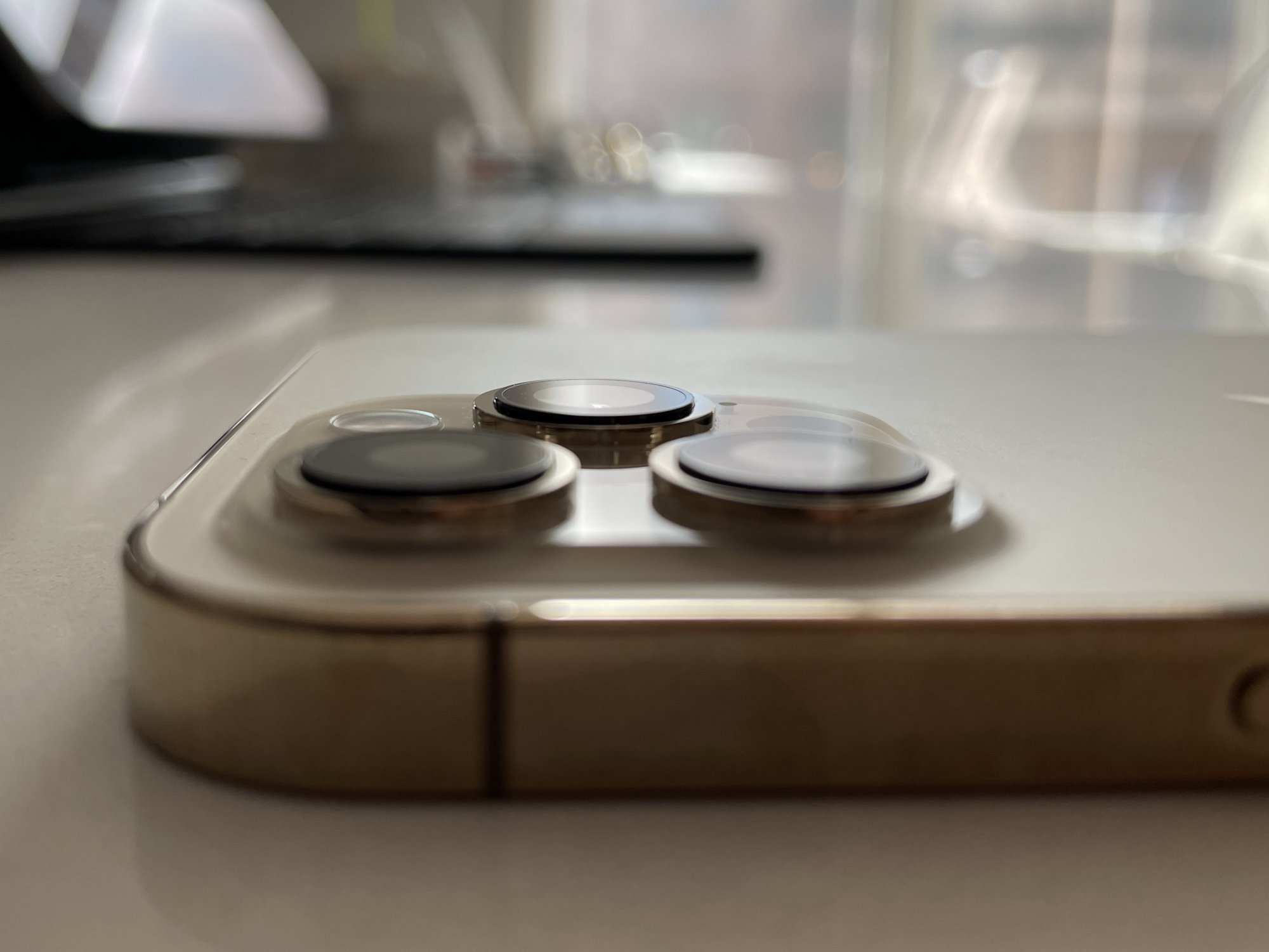 iphone-12-pro-max-camera-protrusion.jpeg