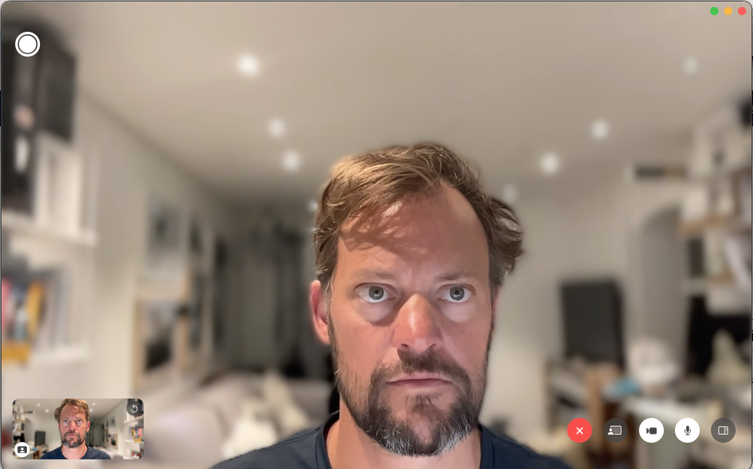 iPhone 13 pro max front cam.png