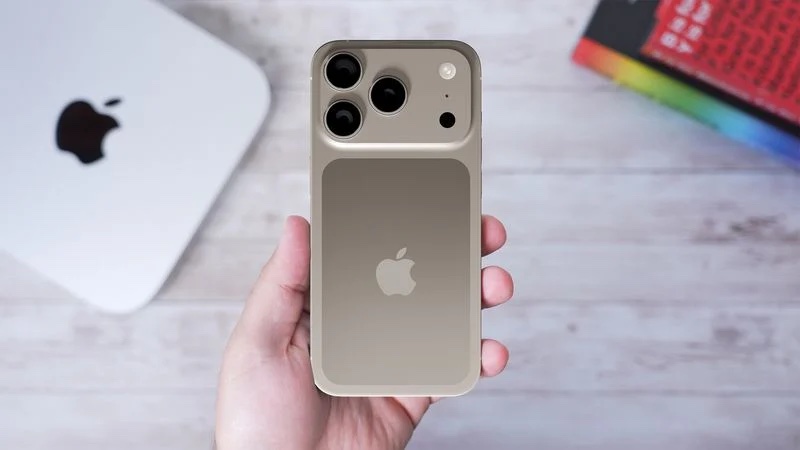 iPhone-17-Pro-in-Hand-Feature-Lowgo.jpeg