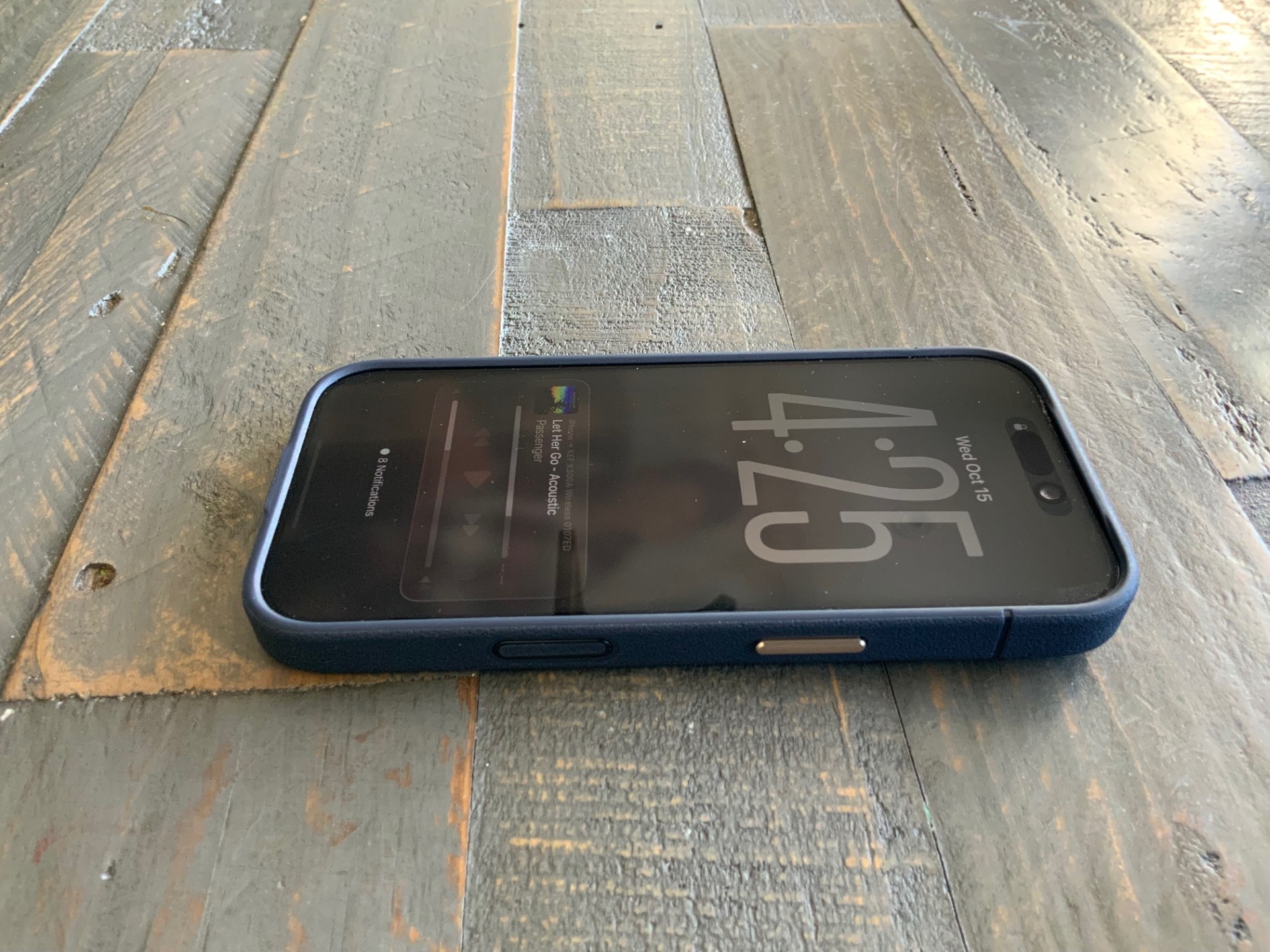 iphone 2.jpg