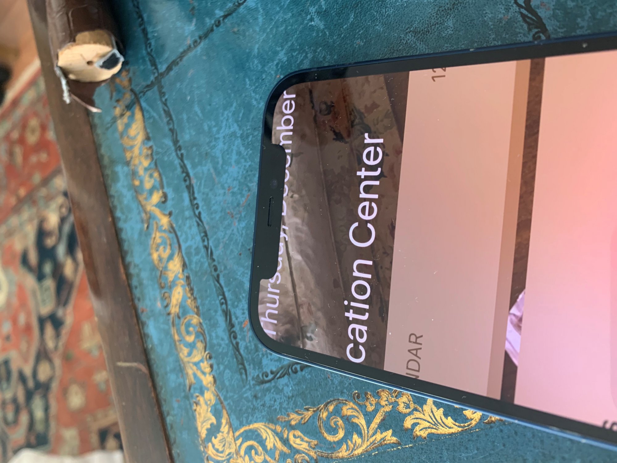 iphone.jpg