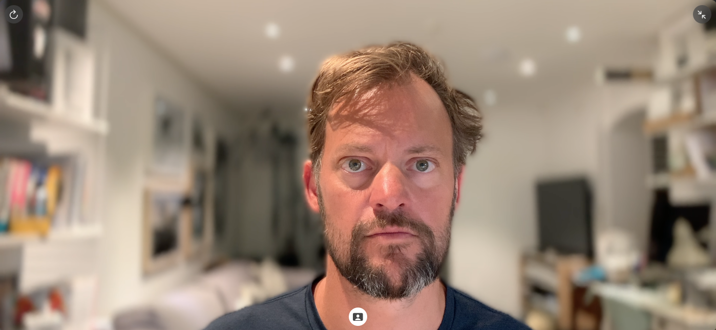 iPhone XS rear cam.png