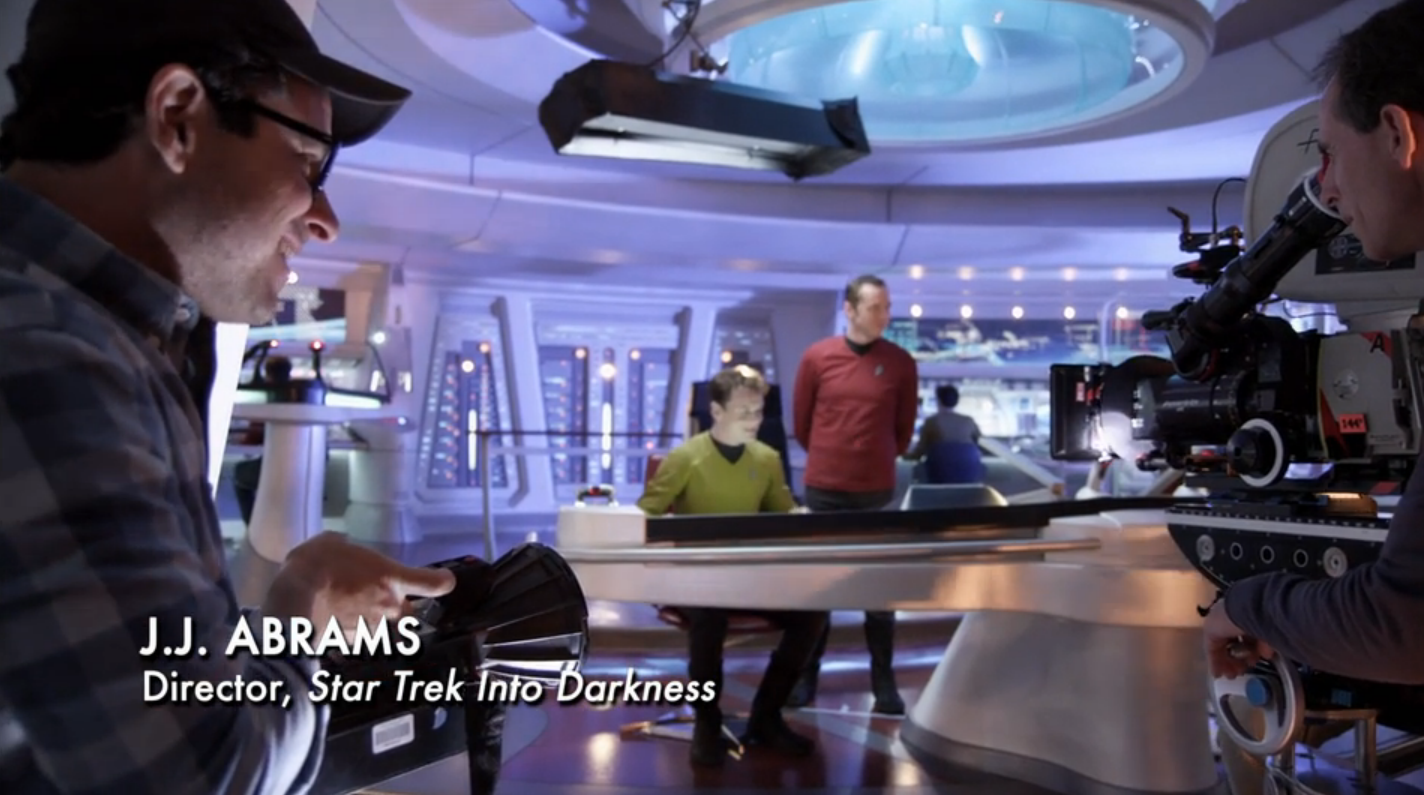 j-j-abrams-making-flare-star-trek-into-darkness.png
