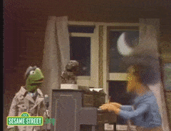JaggedSplendidBarnswallow-max-1mb.gif