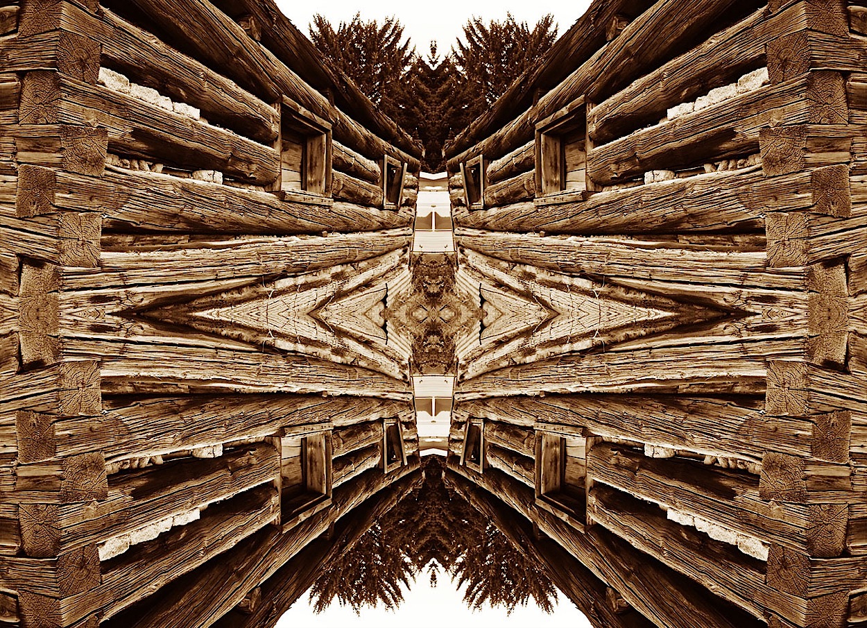 LogGarage_3.jpg