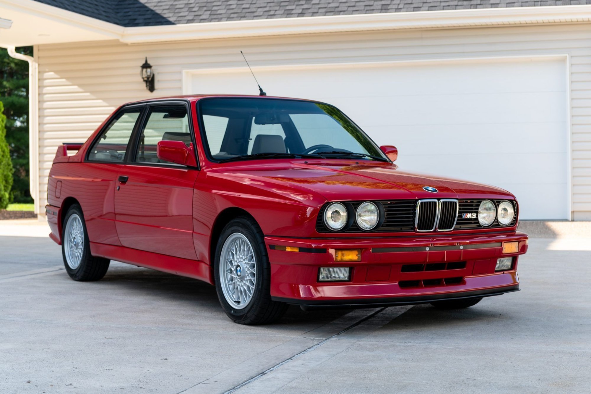 m1-1595446607.jpg