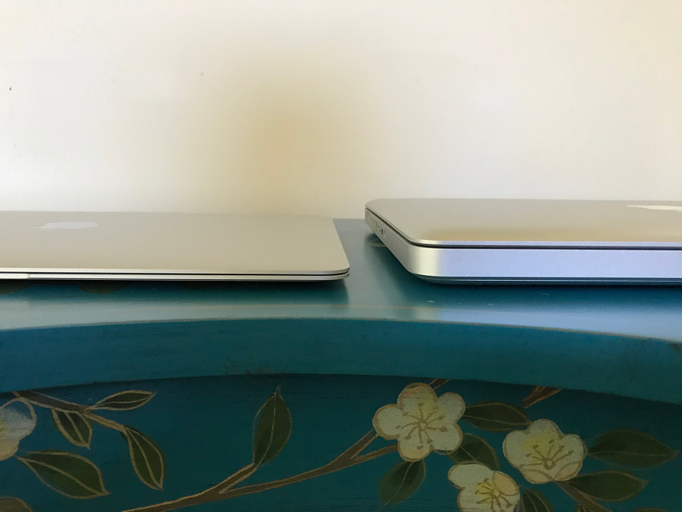 MacBookHeight.jpg