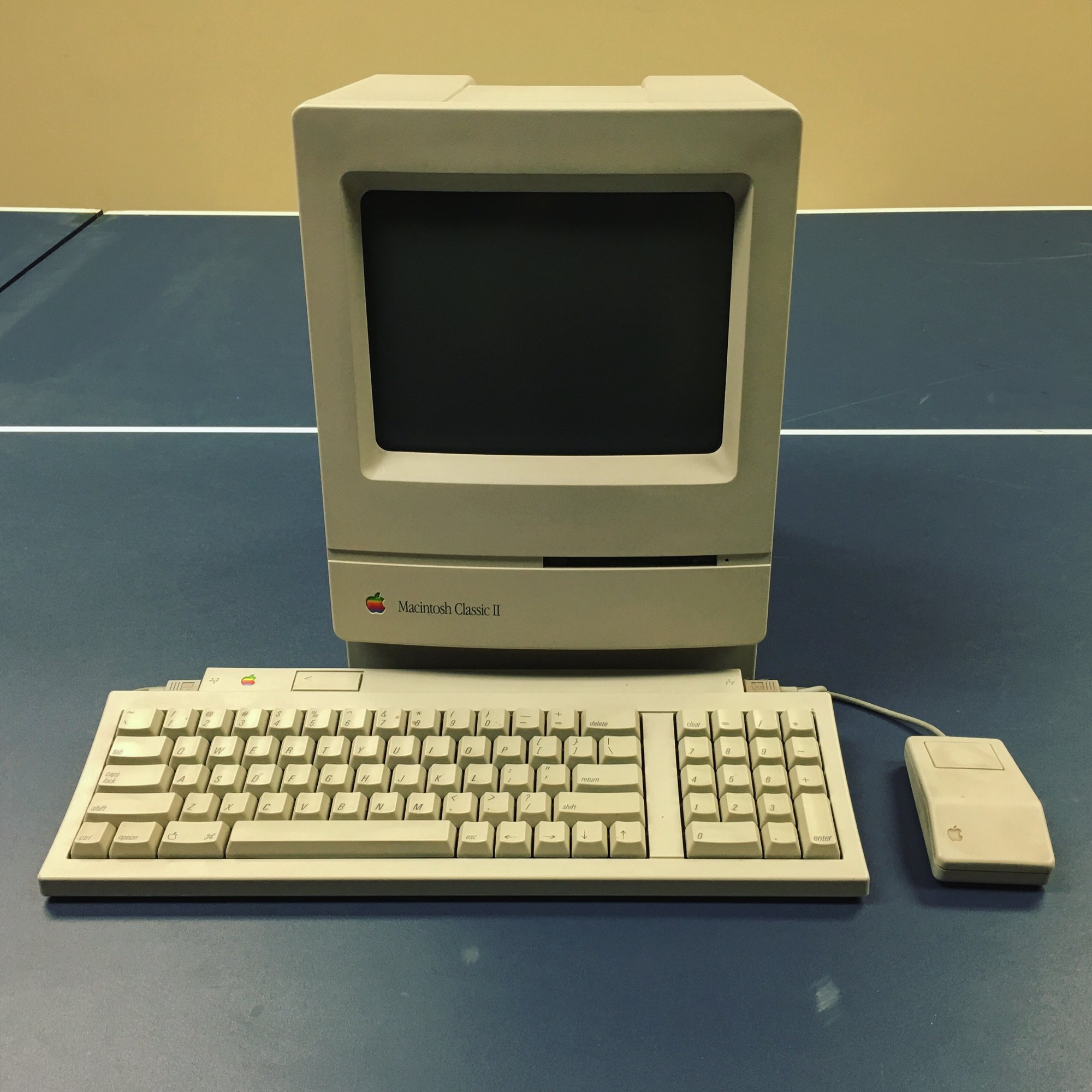 Macintosh-Classic-II-from-1991-virtualized-3495325596.jpg