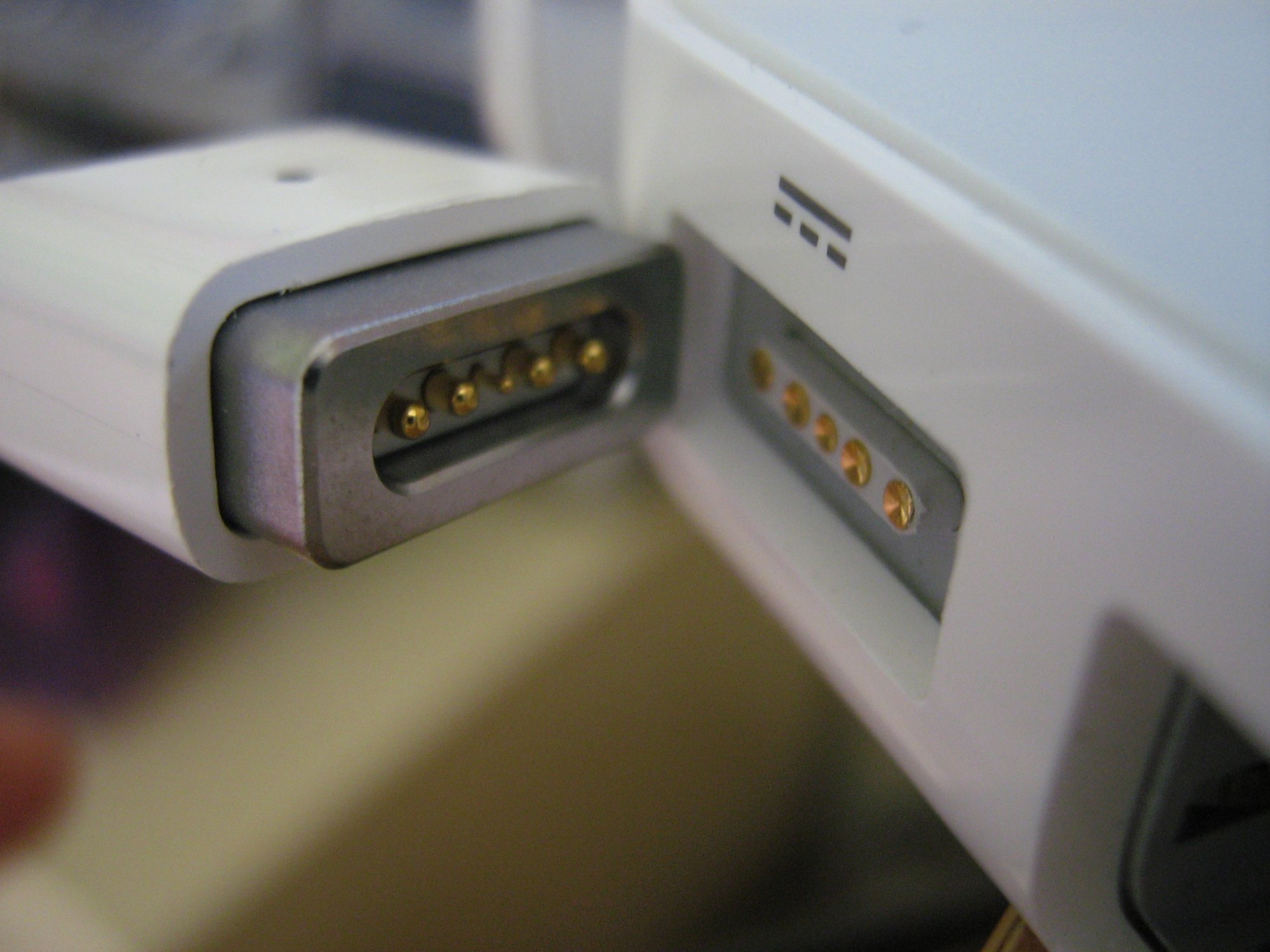 MagSafe1.jpg