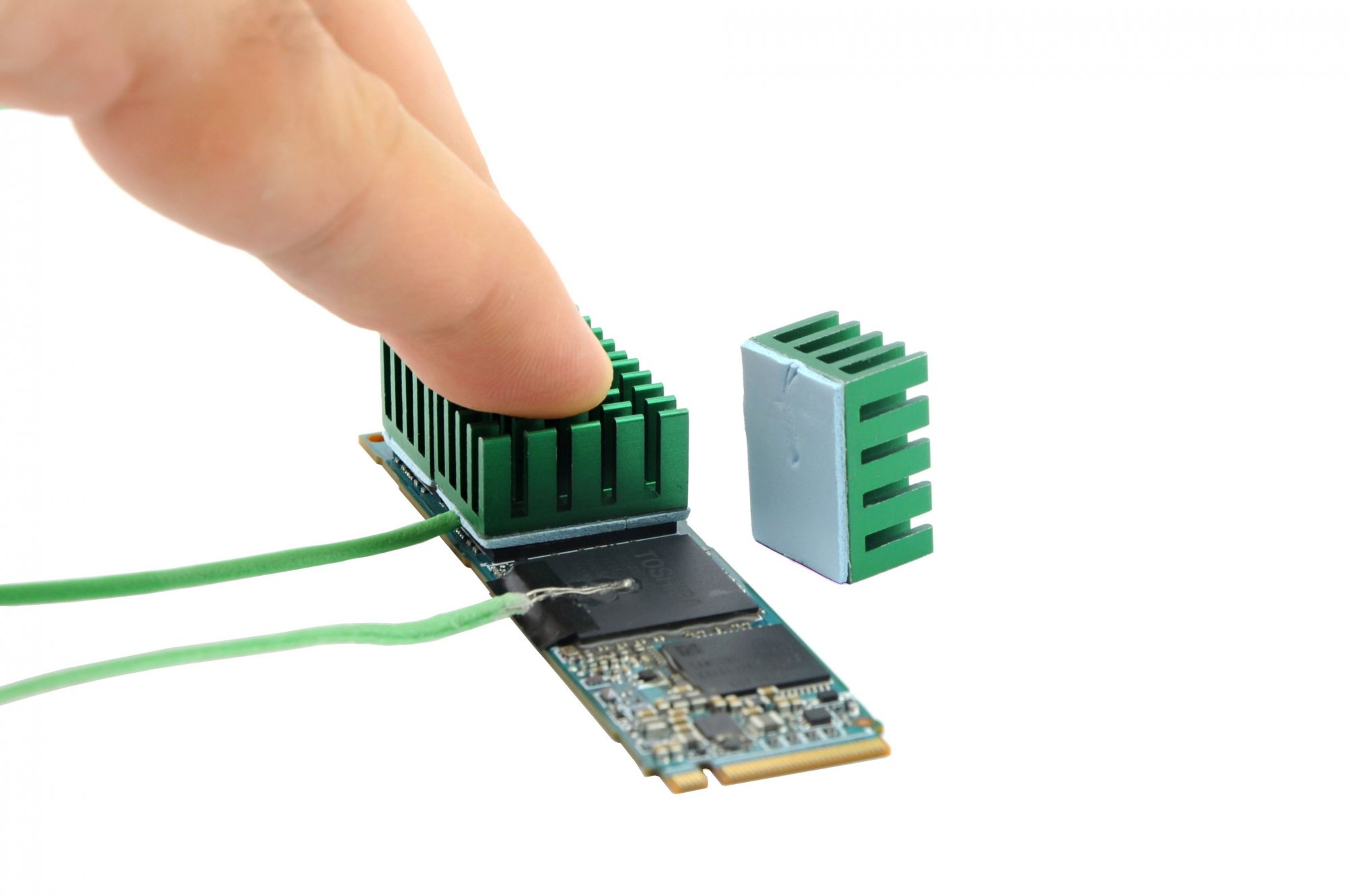 Как снять радиатор с ссд м2 Alternative to High Point for Fanless NVME Card? MacRumors Forums