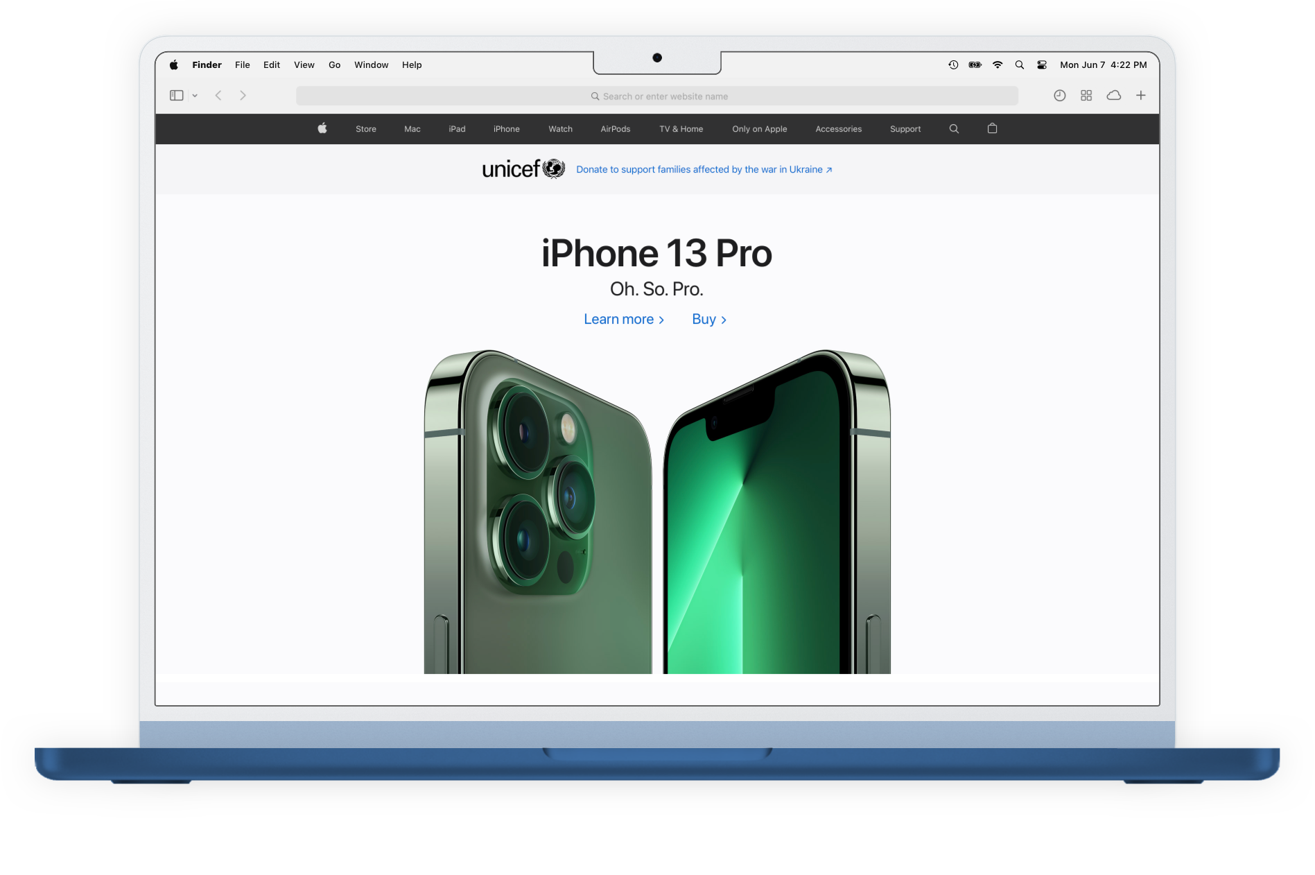 mb-136-safari-fullscreen.png