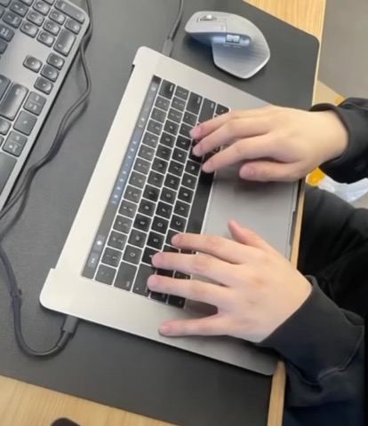 MBkeyboardhalf.jpg