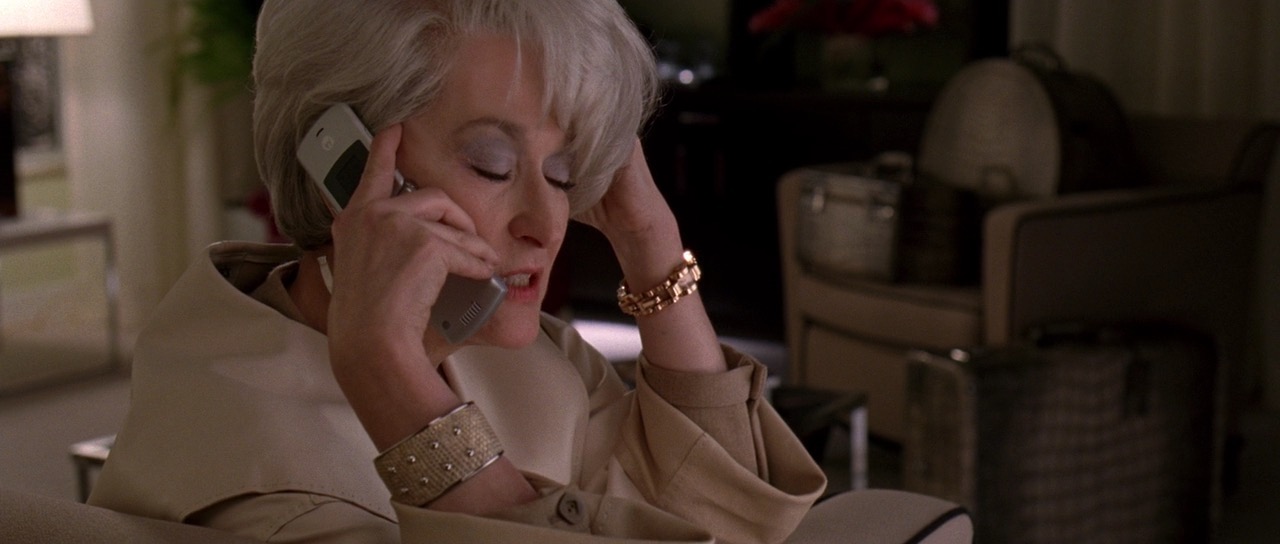 Motorola-Razr-Mobile-Phone-–-The-Devil-Wears-Prada-2006-3.jpg