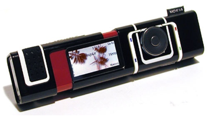 Nokia-7280-lipstick-phone-02.png
