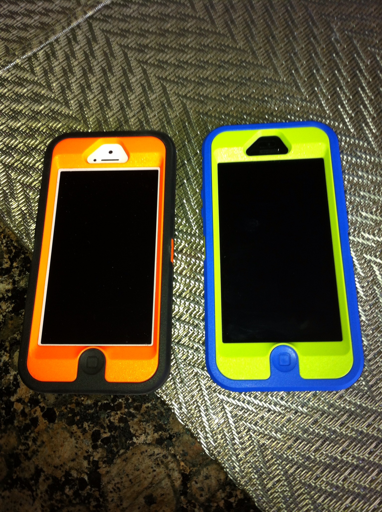 otterbox fold 2