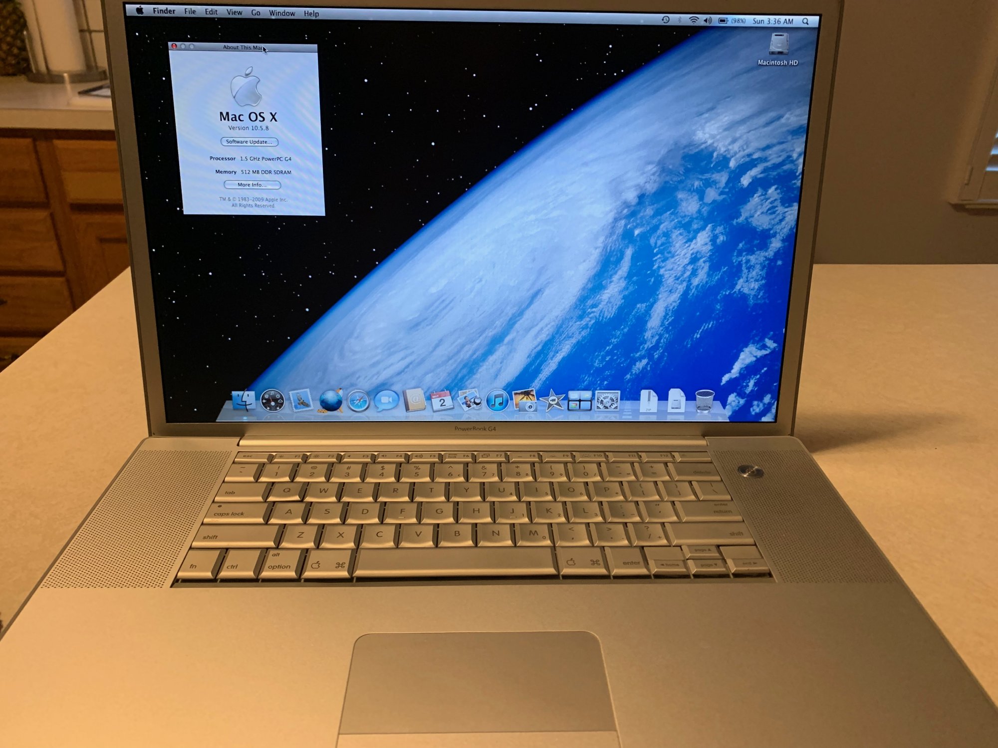 PowerBook 17 2004.jpeg
