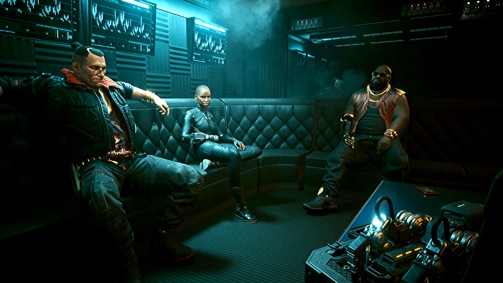 Pre-Heist Meet at Afterlife.jpg