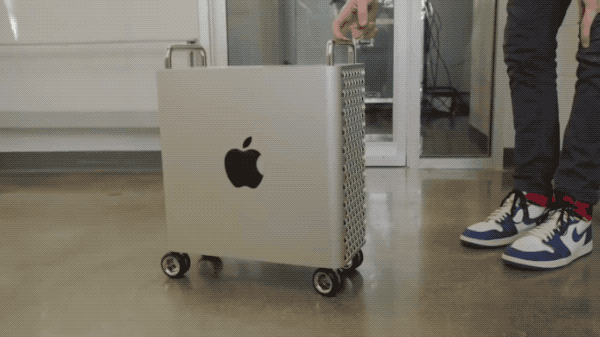 qYMtVNSJzcAyzksNBYA49A.gif