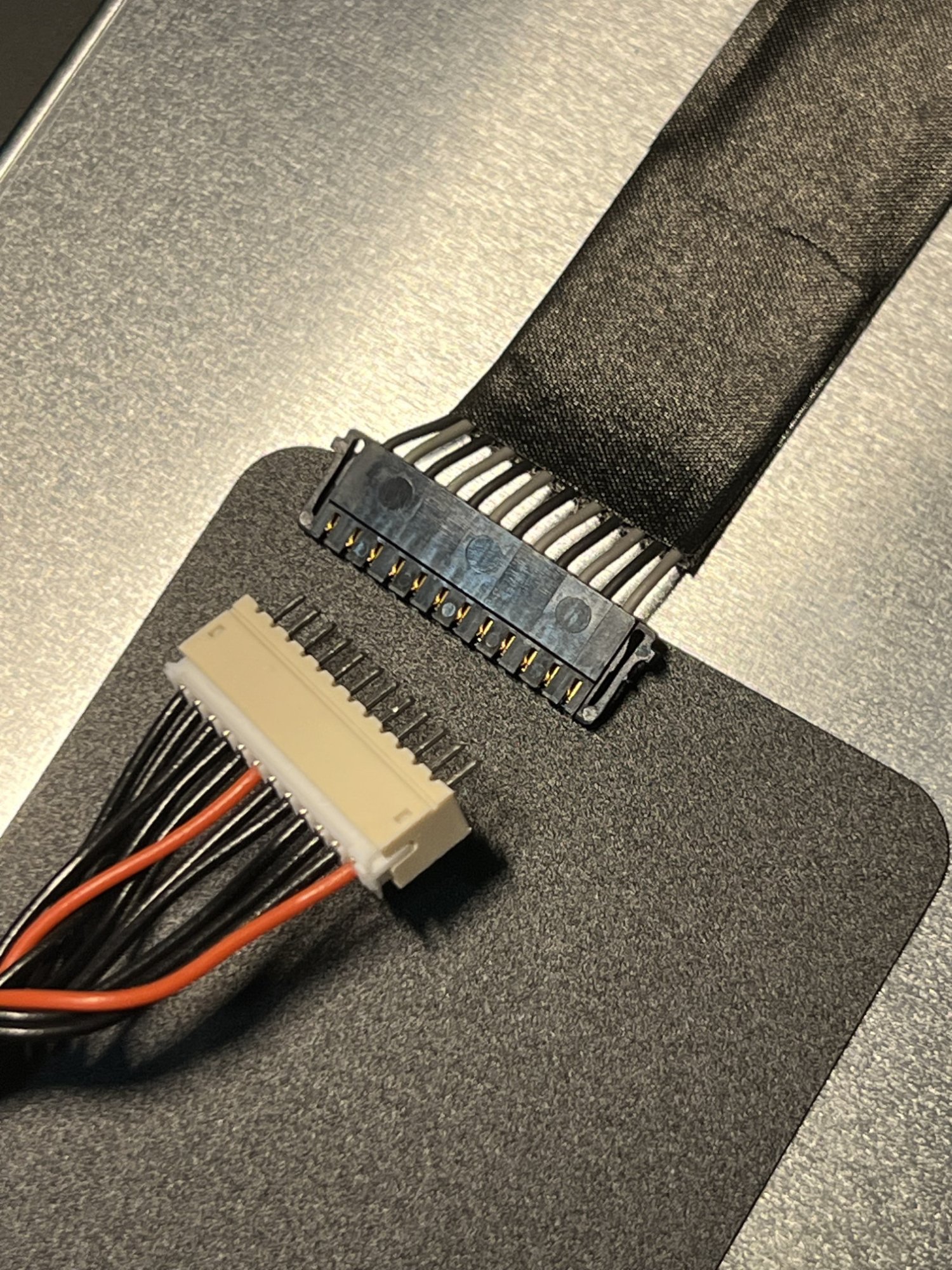 R9A18 Backlit to Panel Connector.jpg