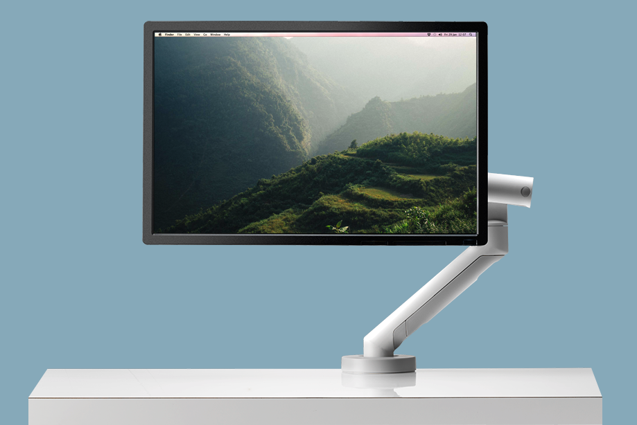 Fitting the iMac Pro VESA Mount Adapter (pics) | MacRumors Forums