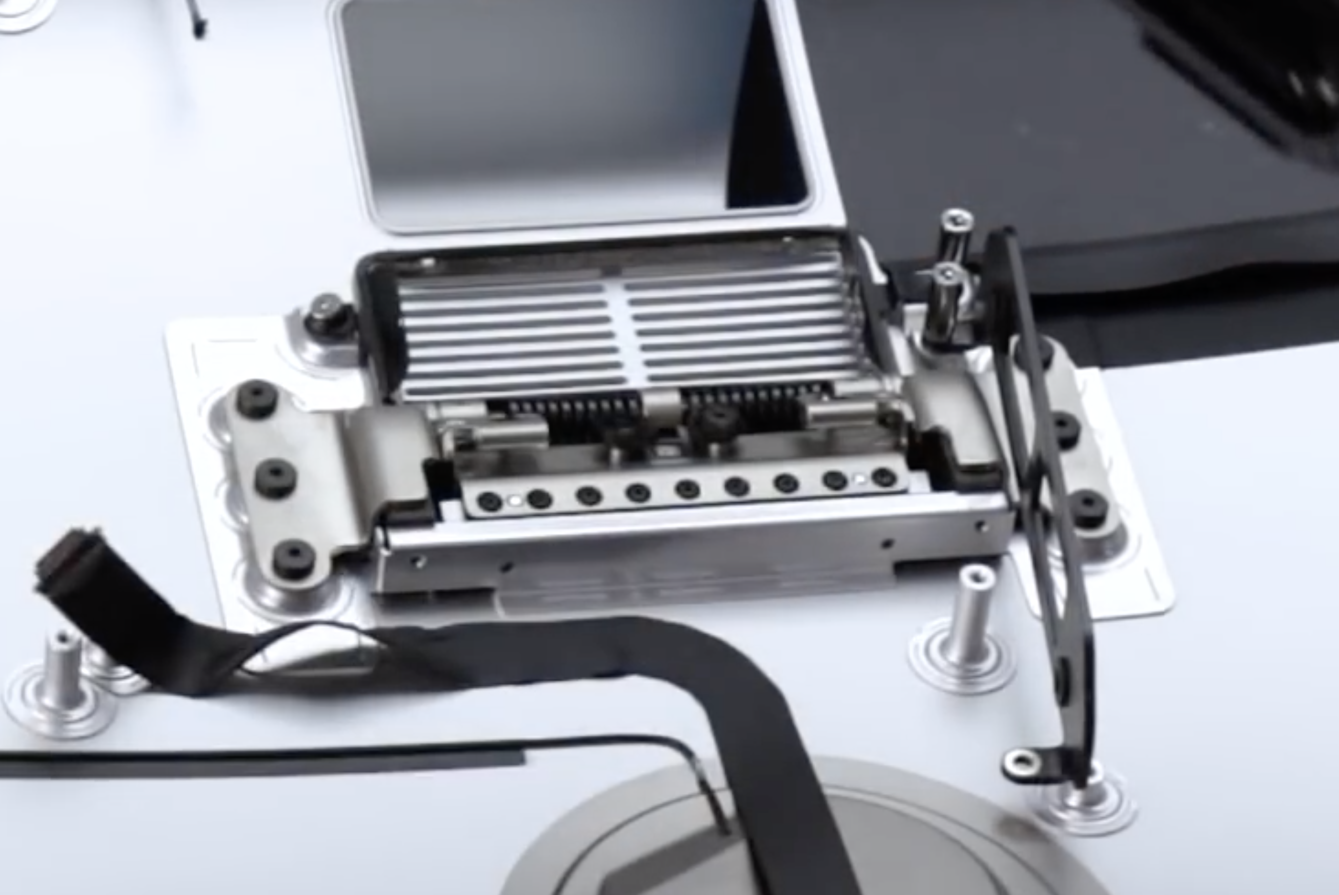 Adding VESA mount to 2017 27 Adding VESA mount to 2017 27