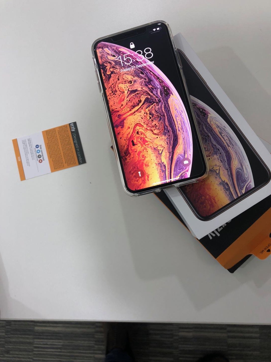 ScreenOniPhoneSXMaxAswell.jpg