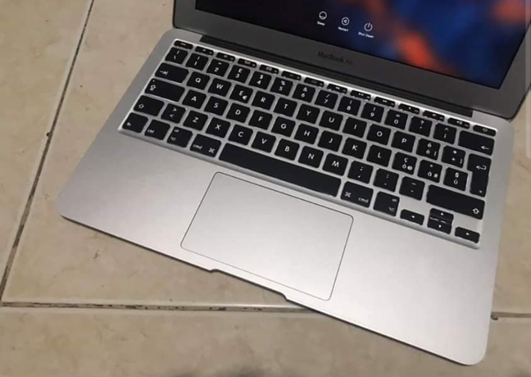 Macbook Air 11 Inch 15 Macrumors Forums