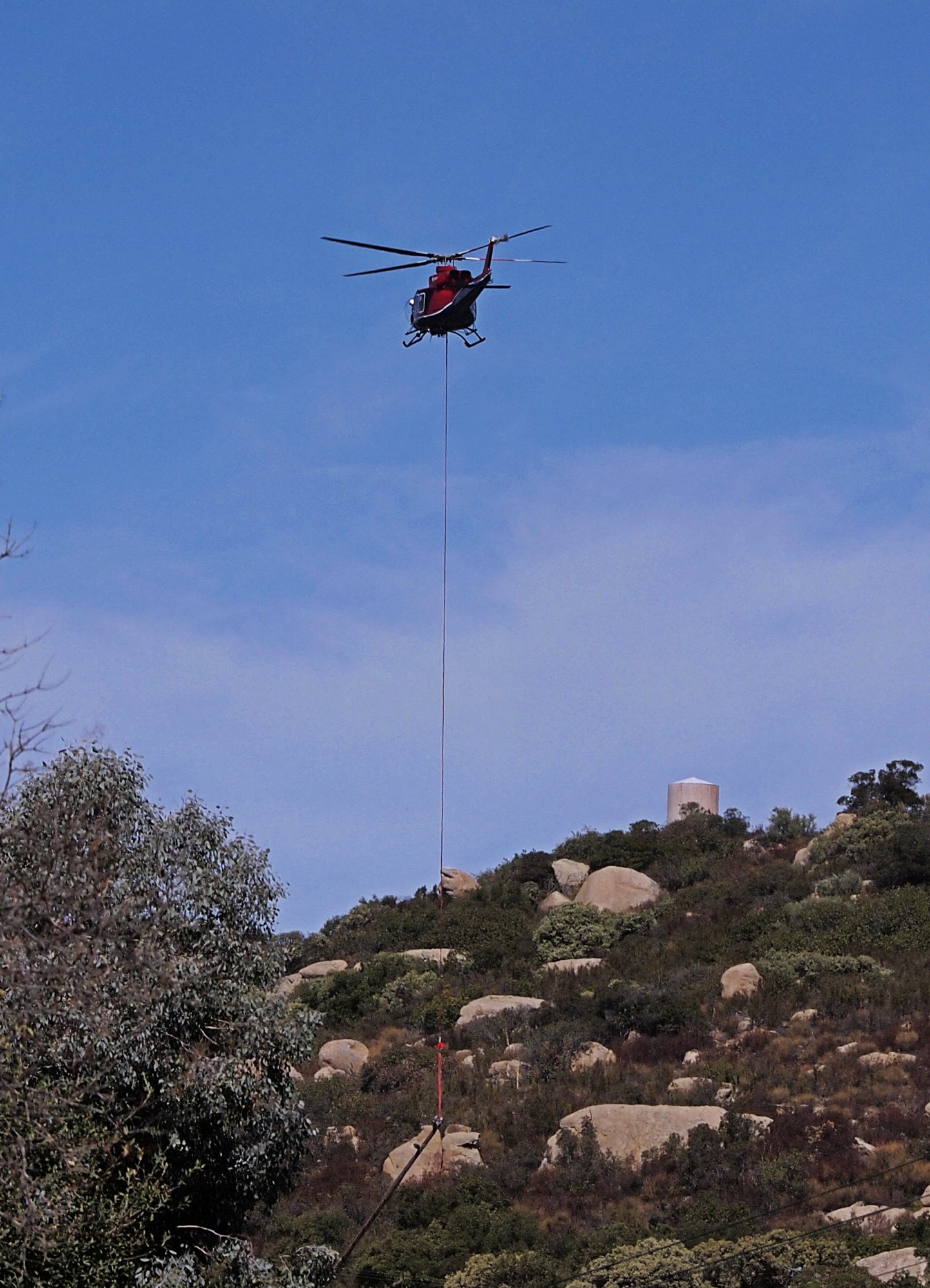 sdge helicopter picking up power pole xc2.jpg