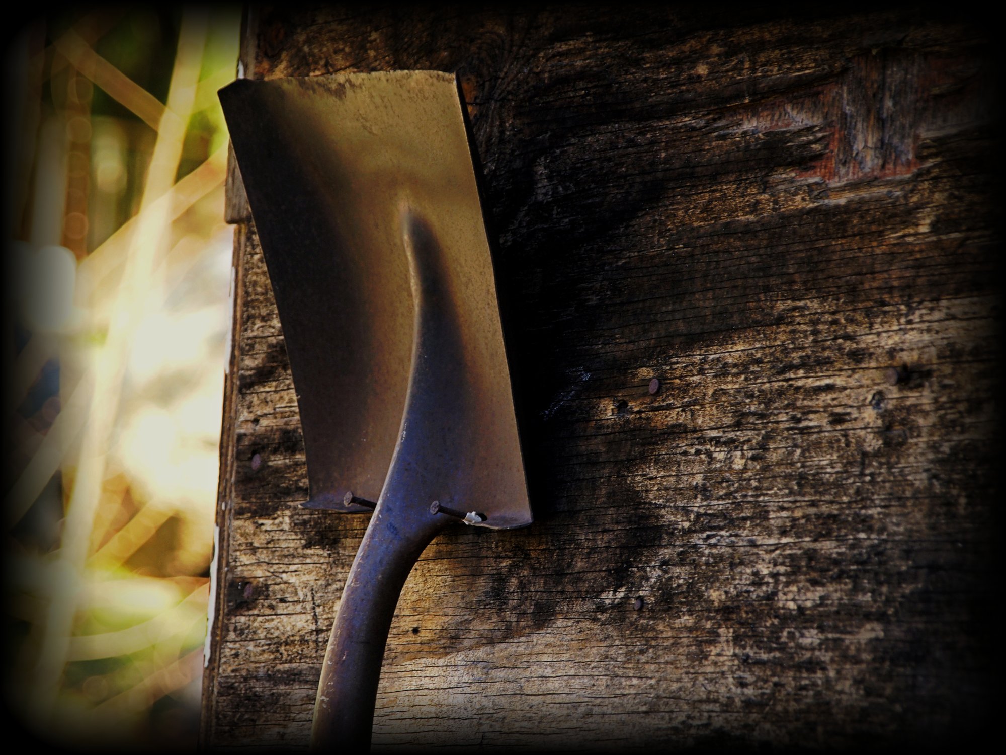 shovel on wall 1 xv2.1.jpg