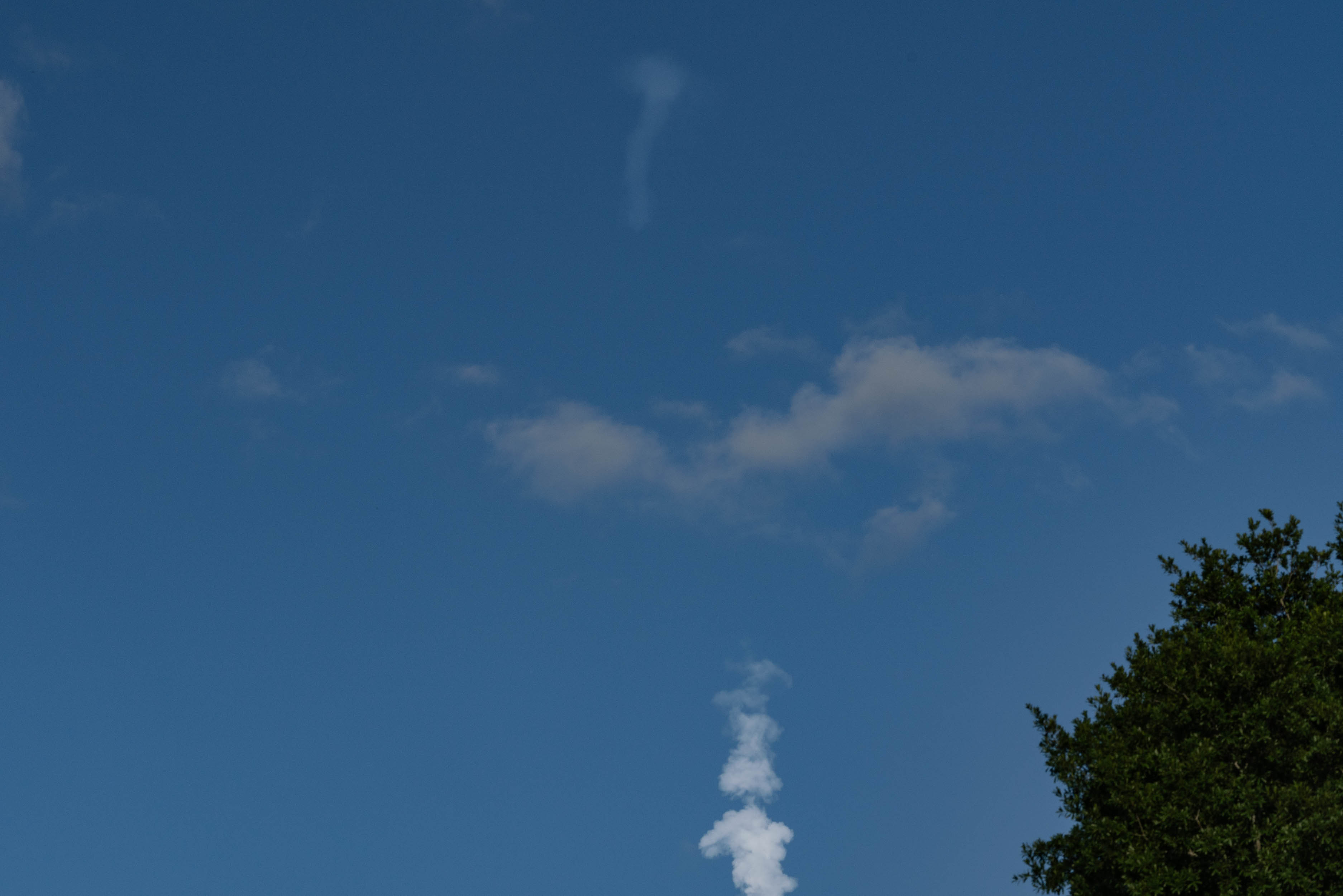 SpaceX Launch - 2500px-2.jpg