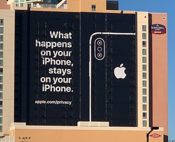 staysOniPhone.png
