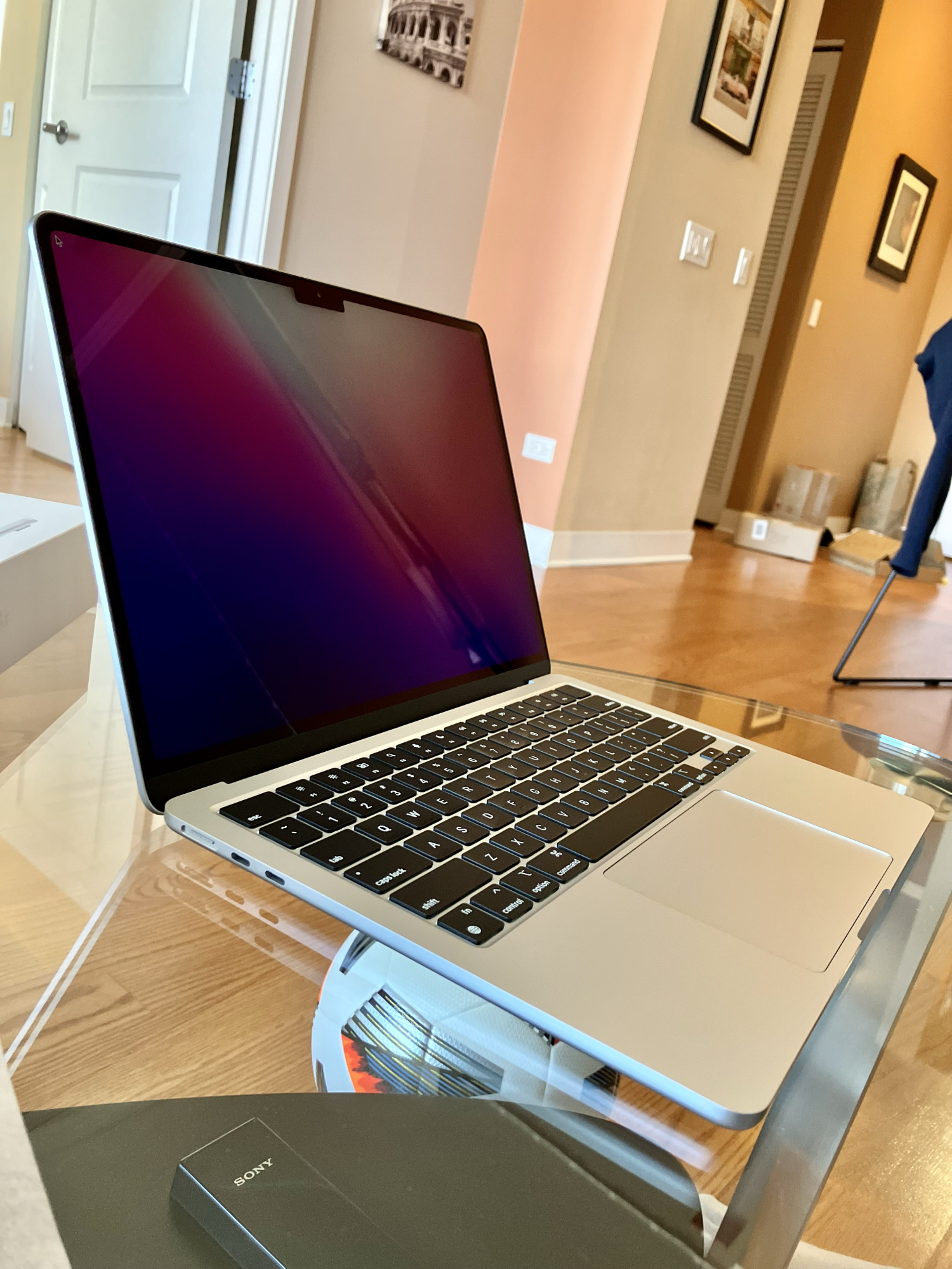 Got my 10/1TB/24GB silver M2 MacBook Air today. It's a beast Got my 10/1TB/24GB silver M2 MacBook Air today. It's a beast