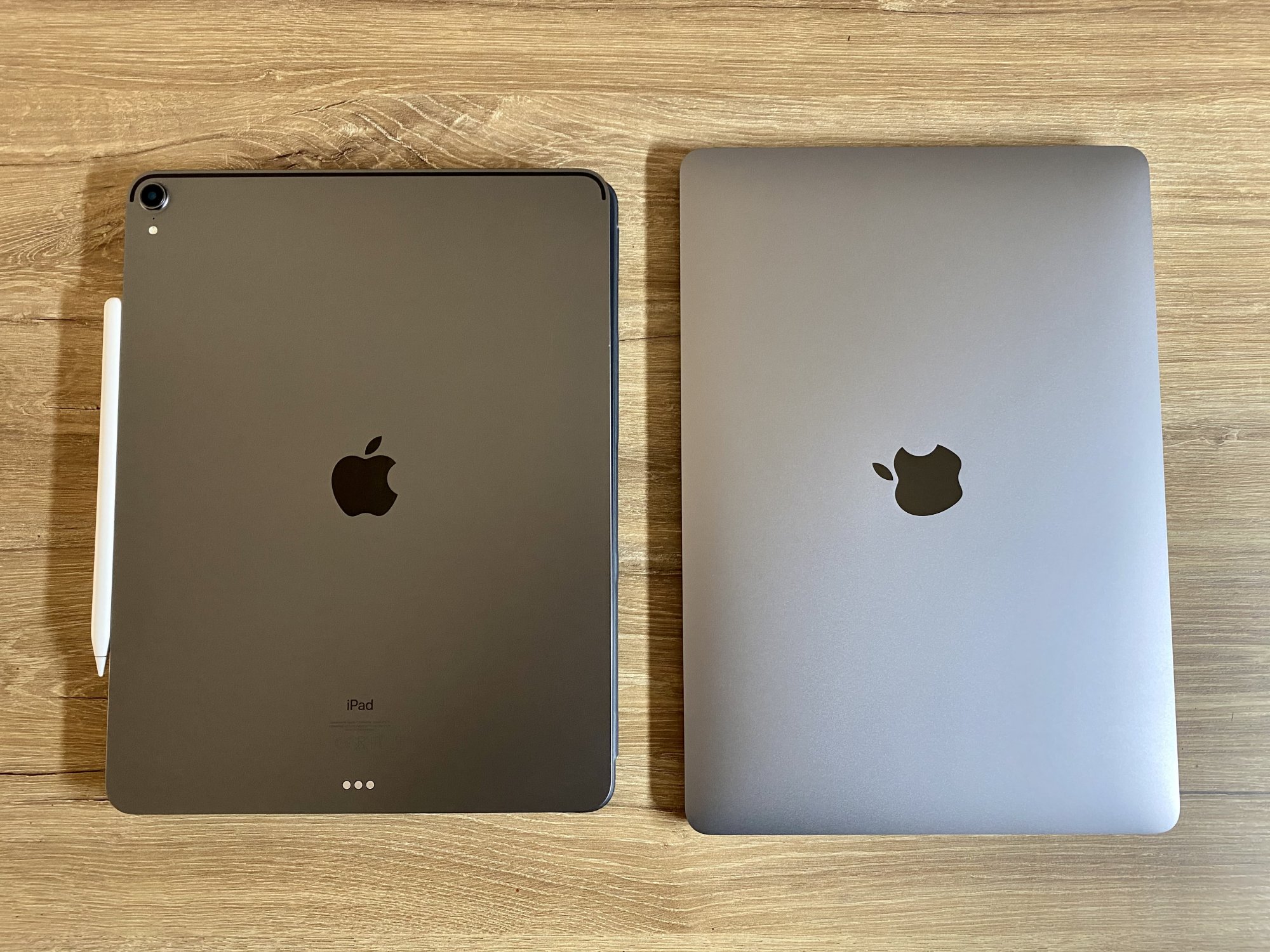 How dark is the Space Grey MBA M1? | MacRumors Forums
