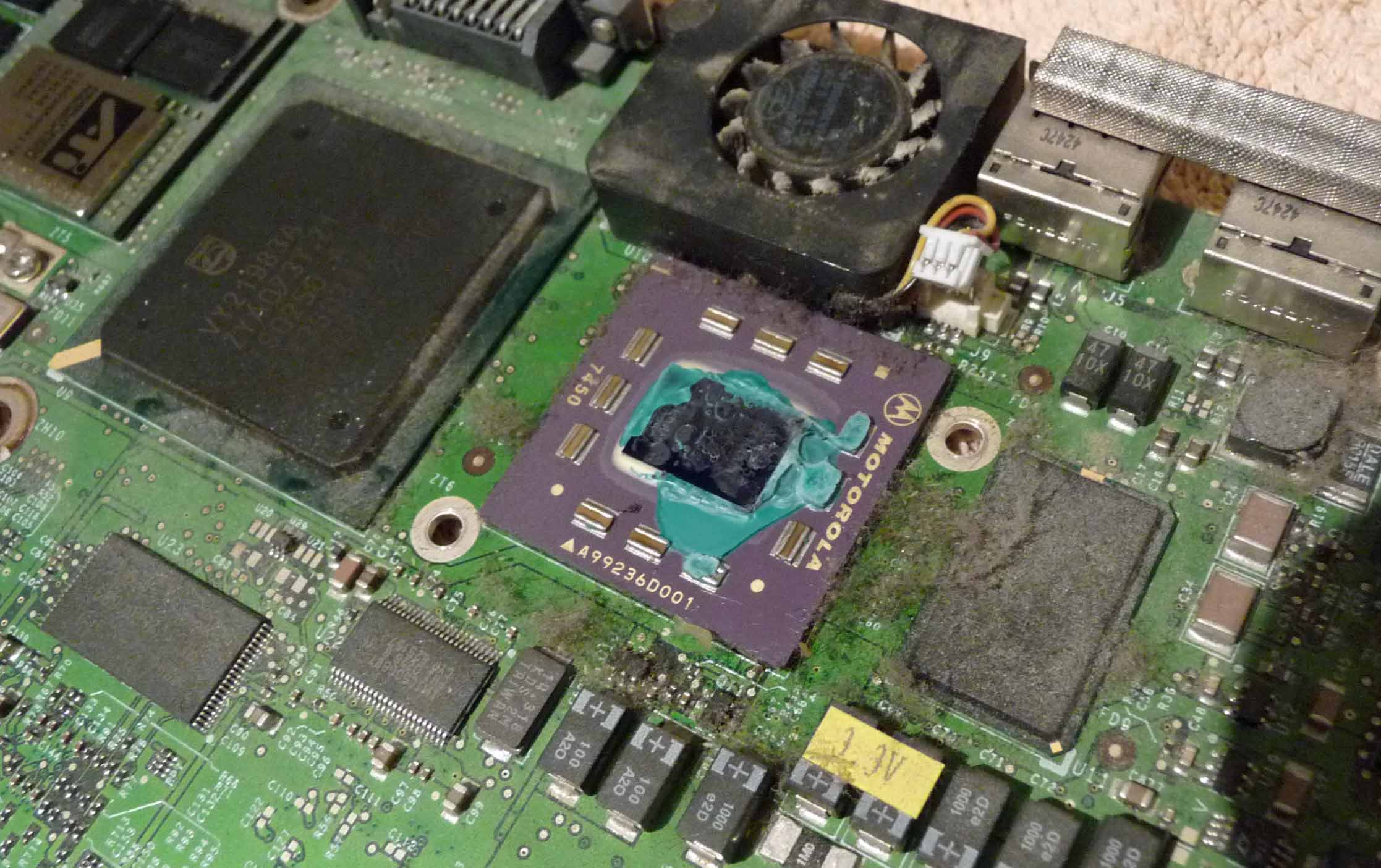 TiBook-CPU1.jpg