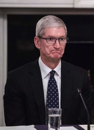 Tim-Cook-Trump.jpg