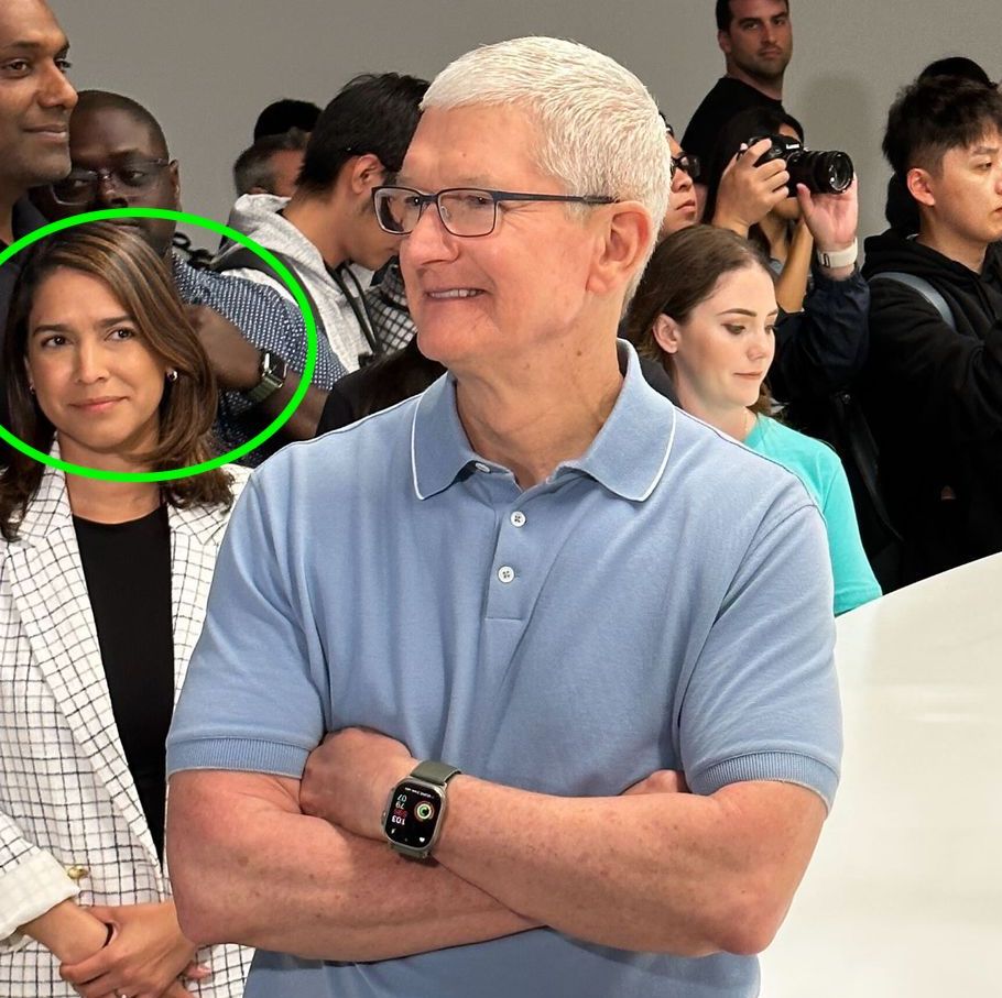 tim-cook-vision-pro.jpg