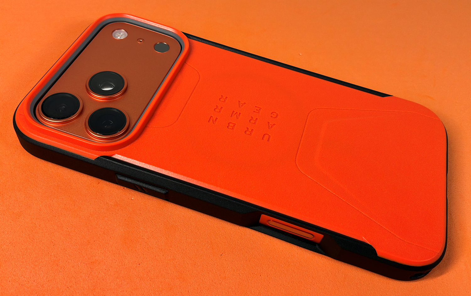 uag01.jpg