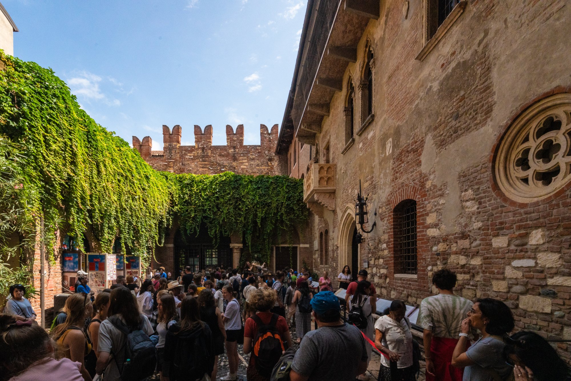 Verona - 2500px-9.jpg